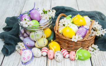 Картинка праздничные пасха цветы яйца colorful happy wood pink blossom flowers spring easter eggs decoration basket