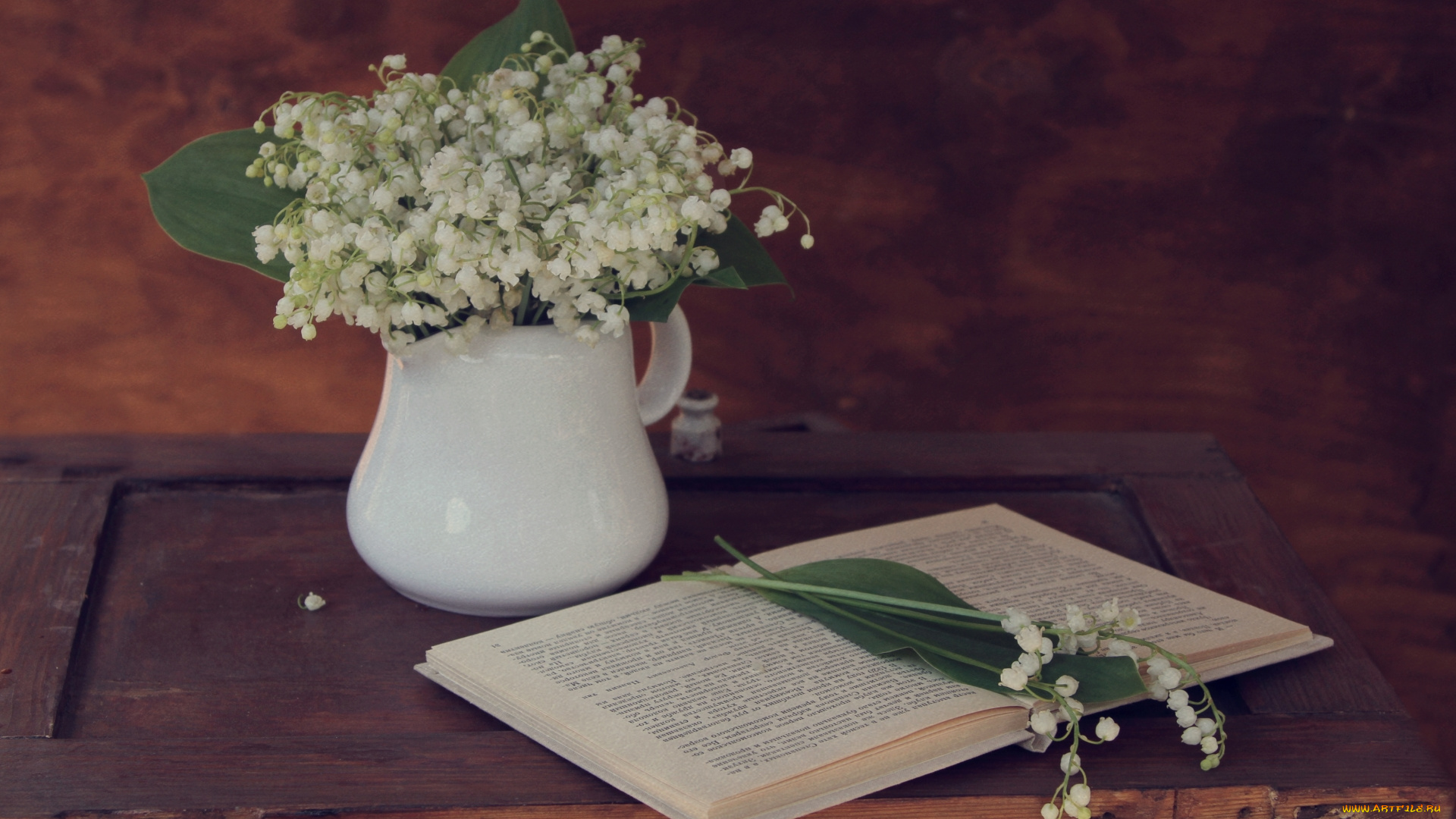 цветы, ландыши, книга, букетик