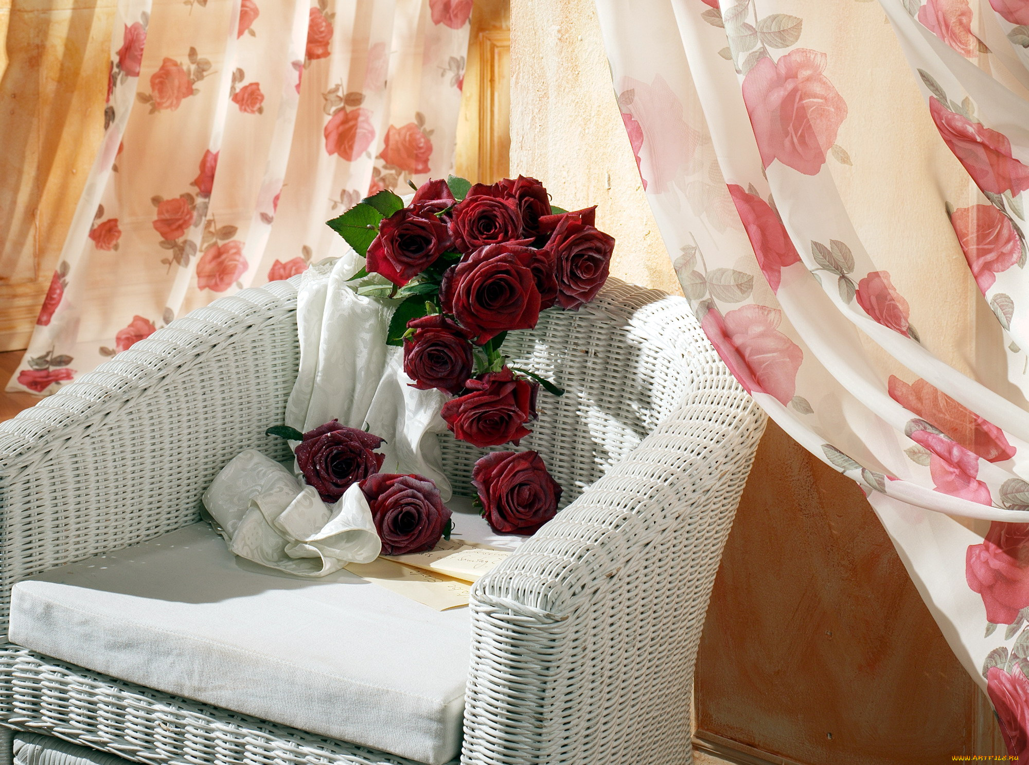 цветы, розы, бордо, гардины, кресло