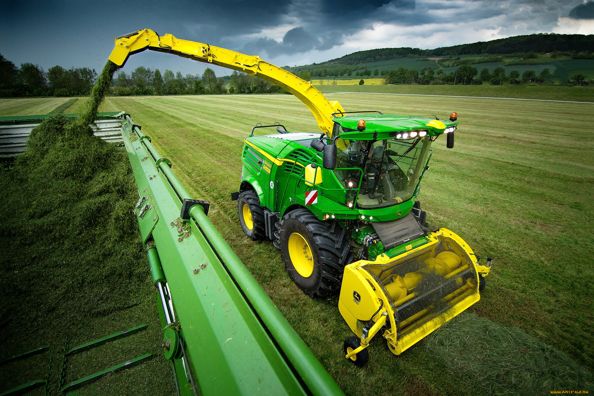 Сх техника. Кормоуборочный комбайн John Deer 8400. Сельхозтехника Джон Дир. Силосный комбайн Джон Дир. John Deere 1635 трактор.