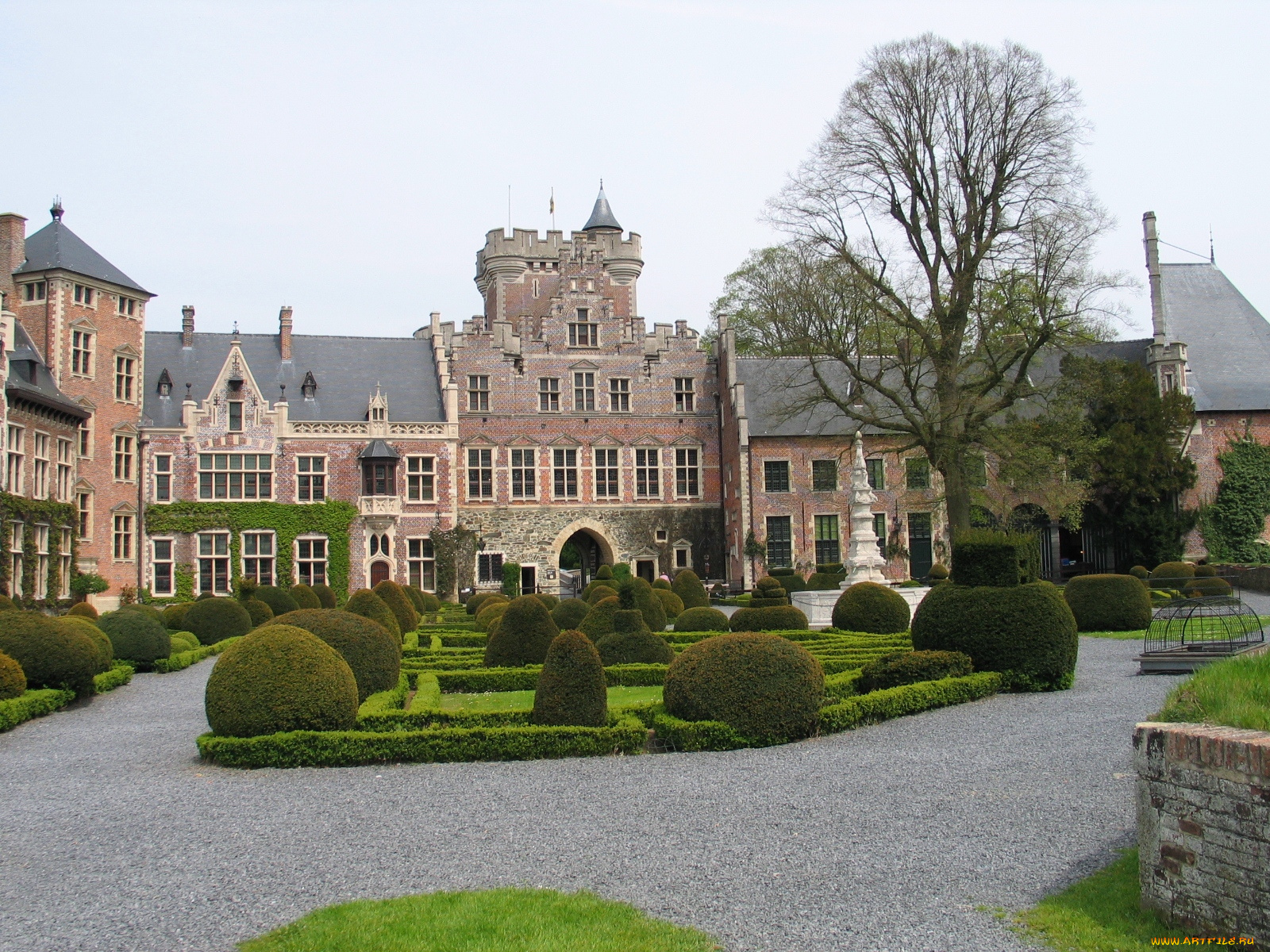 вinnenhof, castle, in, belgium, города, дворцы, замки, крепости, постриженные, кусты, замок, дерево
