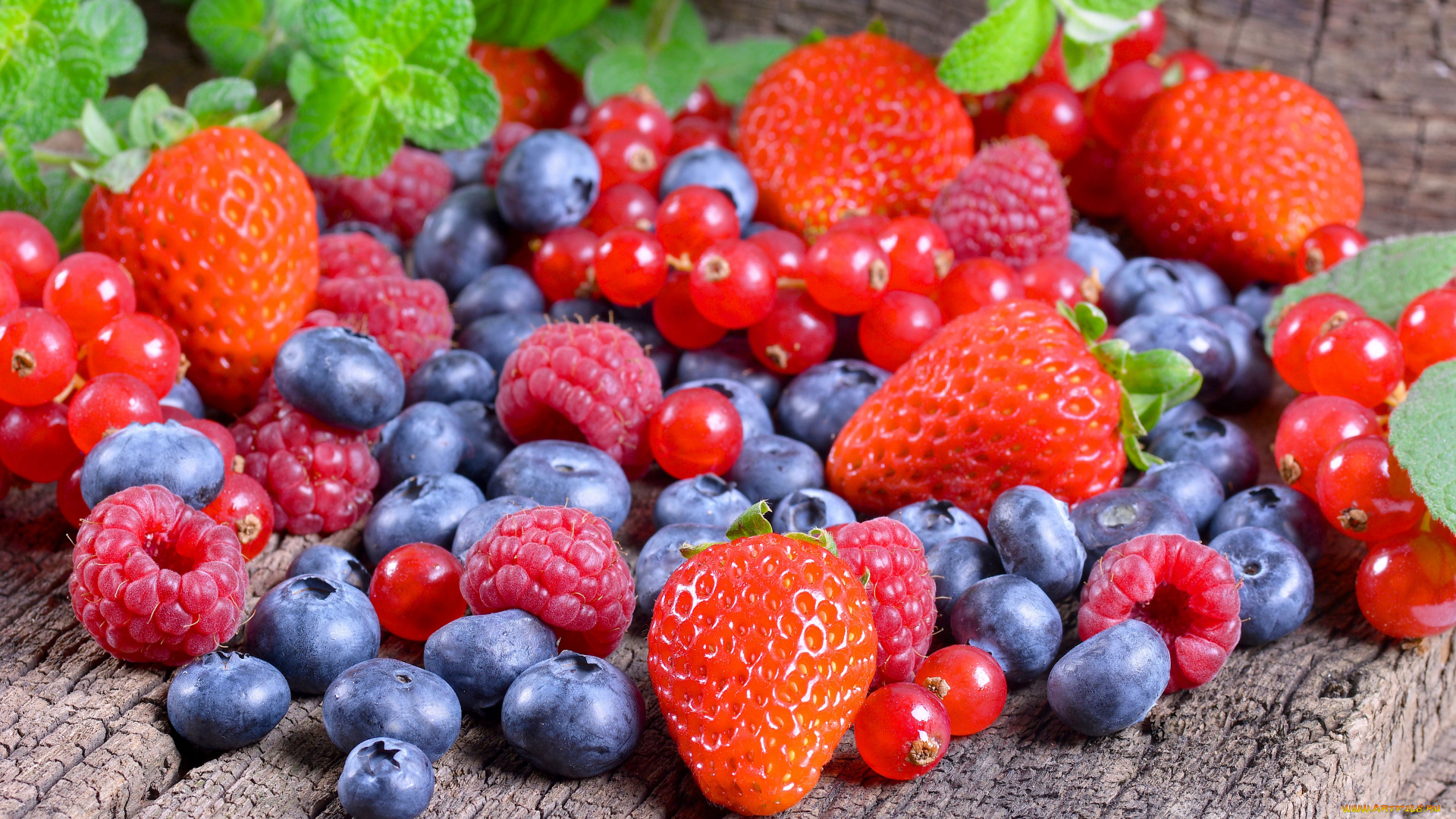 еда, фрукты, , ягоды, клубника, ягоды, россыпь, красная, смородина, малина, голубика