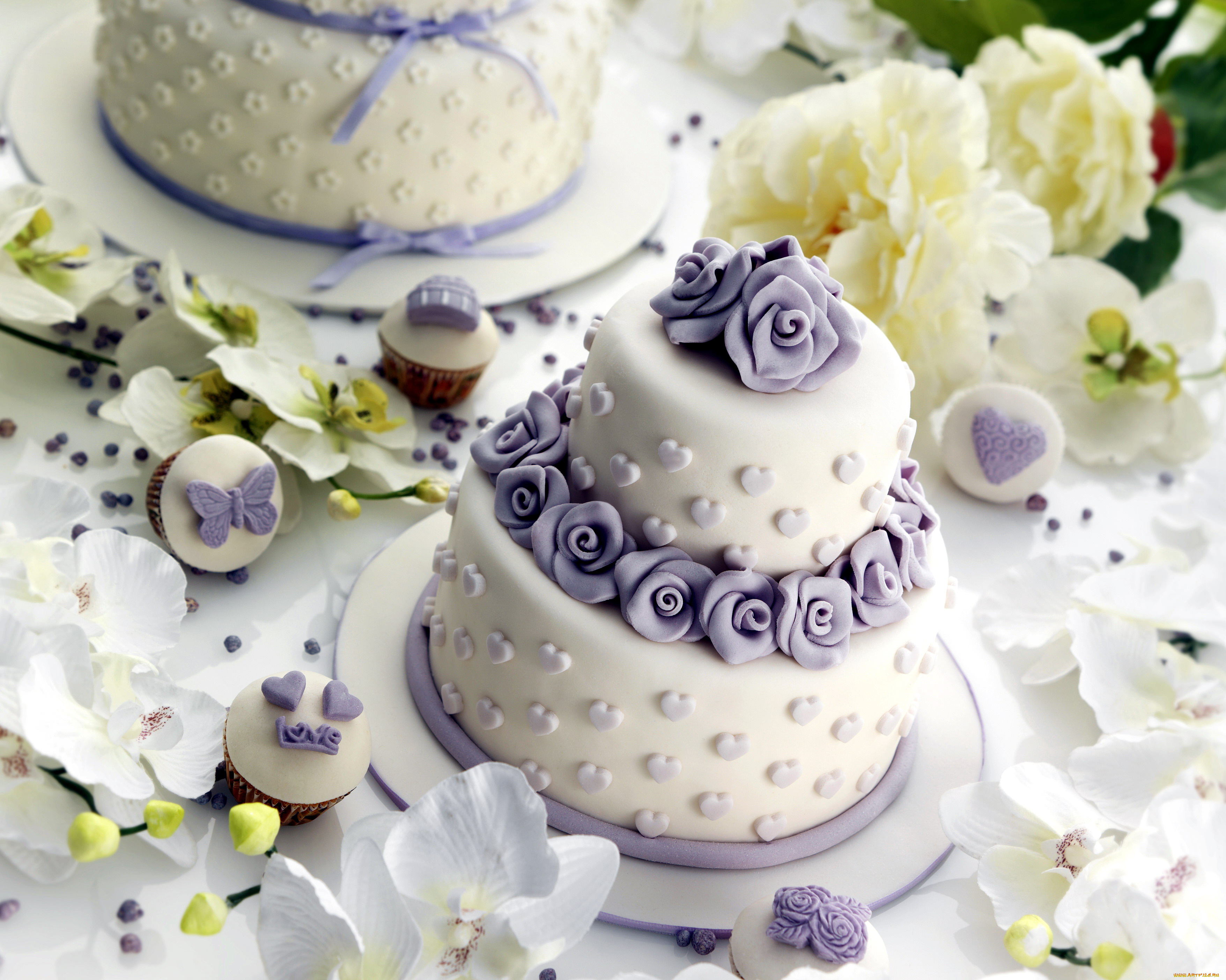 Красивые торты. Шикарный торт. Украшение свадебного торта. Свадебный торт!.
