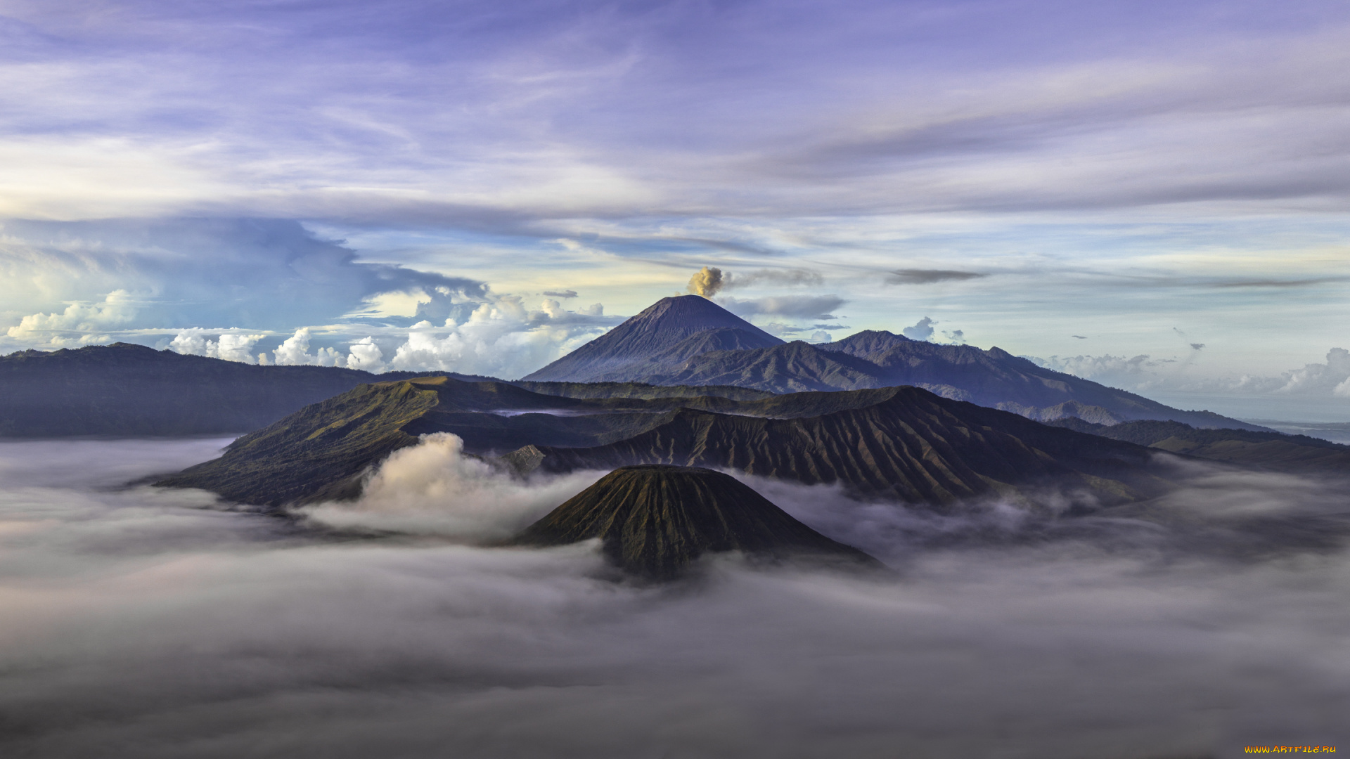 природа, горы, дымка, вулкан, бромо, Ява, индонезия, облака, небо