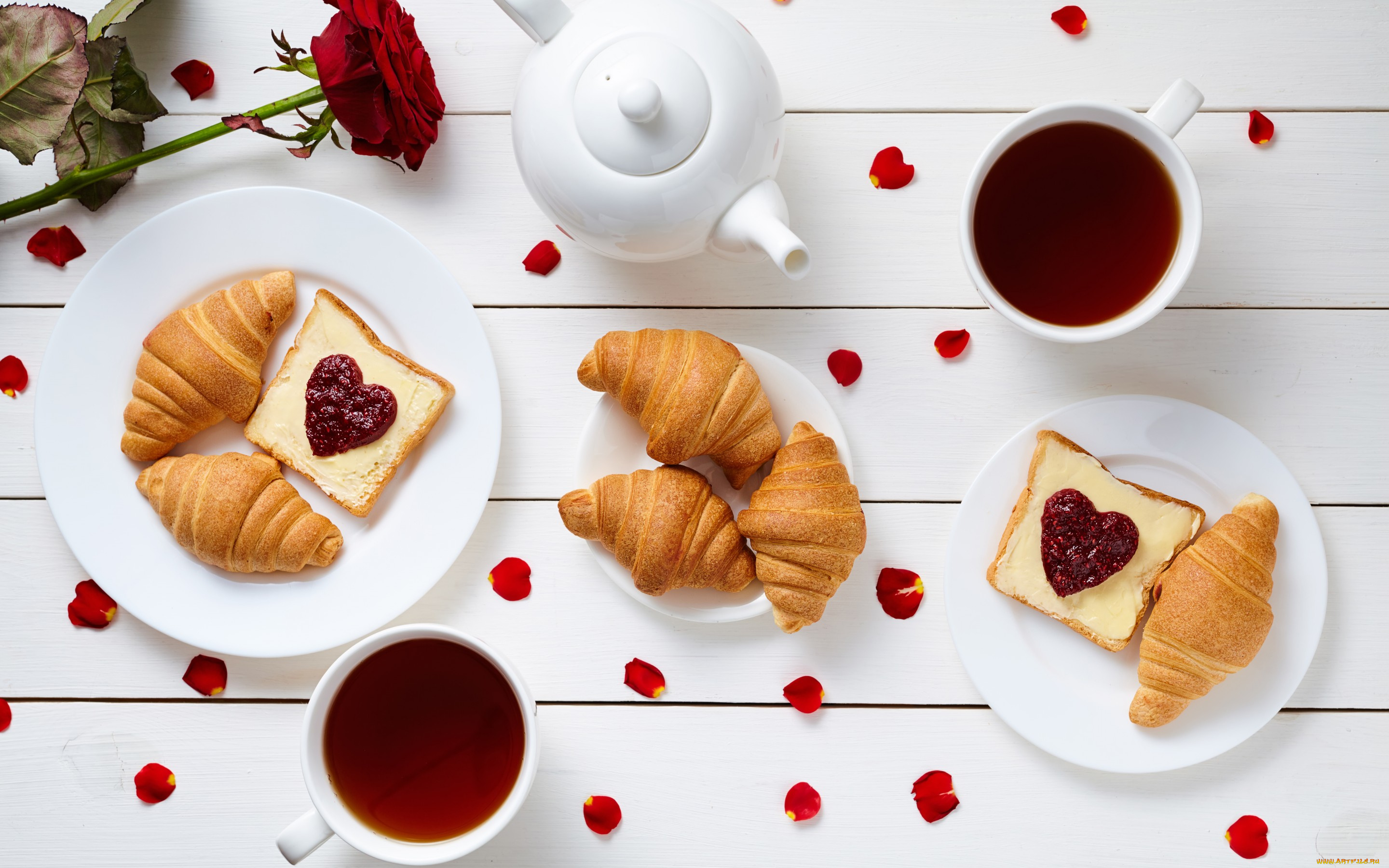 еда, разное, сердечки, завтрак, love, heart, croissant, coffee, cup, кофе, круассан, breakfast, romantic, rose