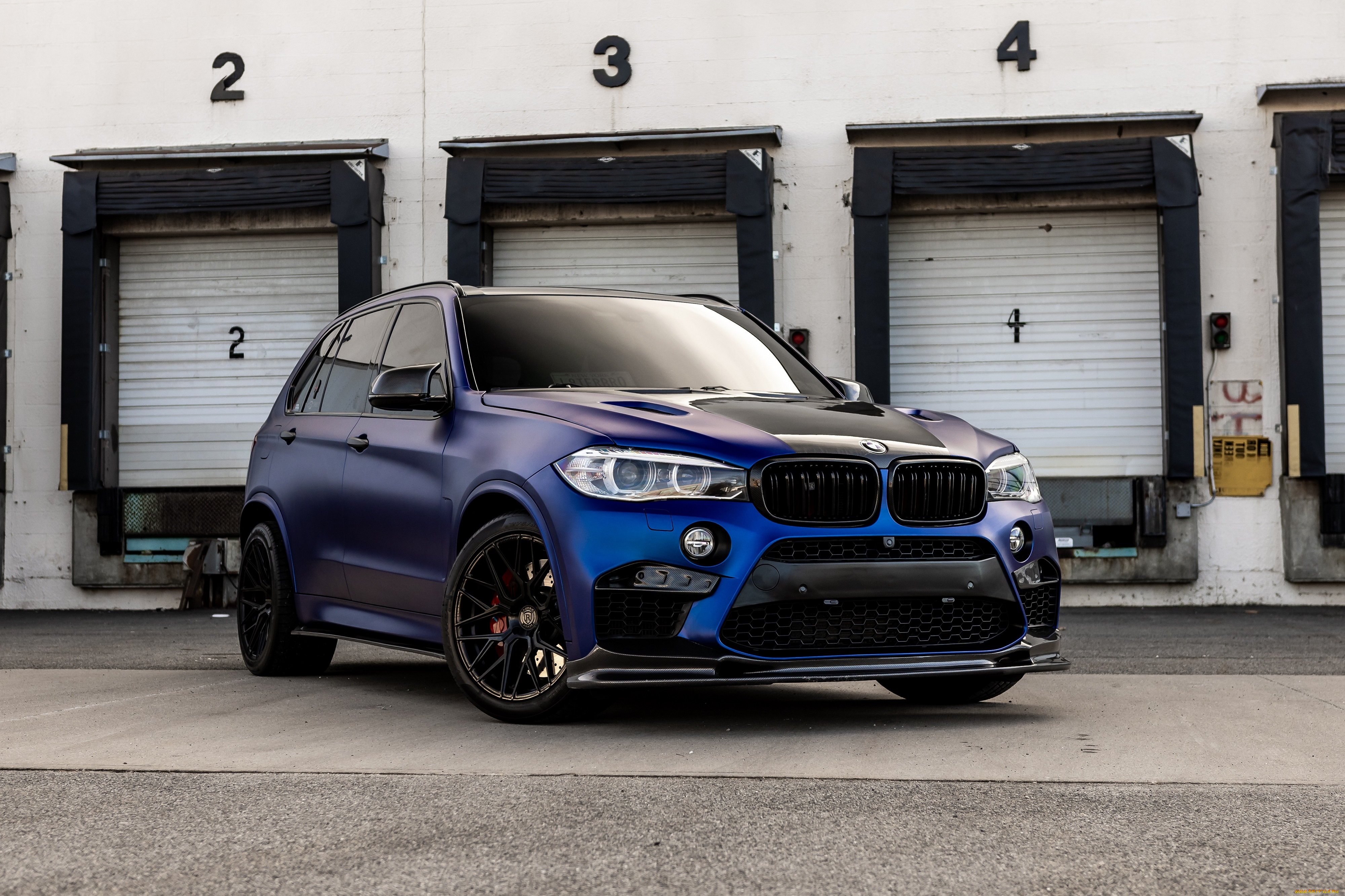 автомобили, bmw, blue, x5m, garage