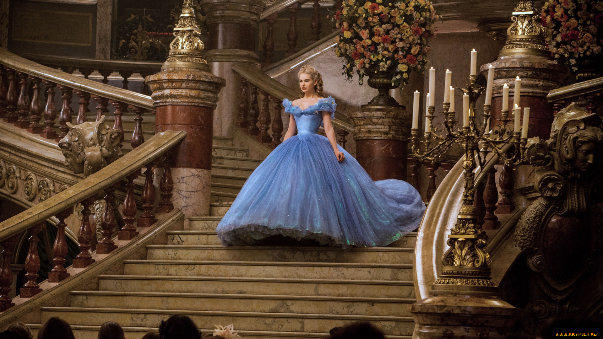 Скачать обои кино, фильмы, cinderella, , 2015, платье, lily, james, лили,  джеймс, золушка, свечи, лестница, зал из раздела Кино Фильмы, в разрешении  1920x1080