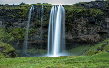 Картинка seljalandsfoss waterfall iceland природа водопады исландия водопад селйяландсфосс поток скала