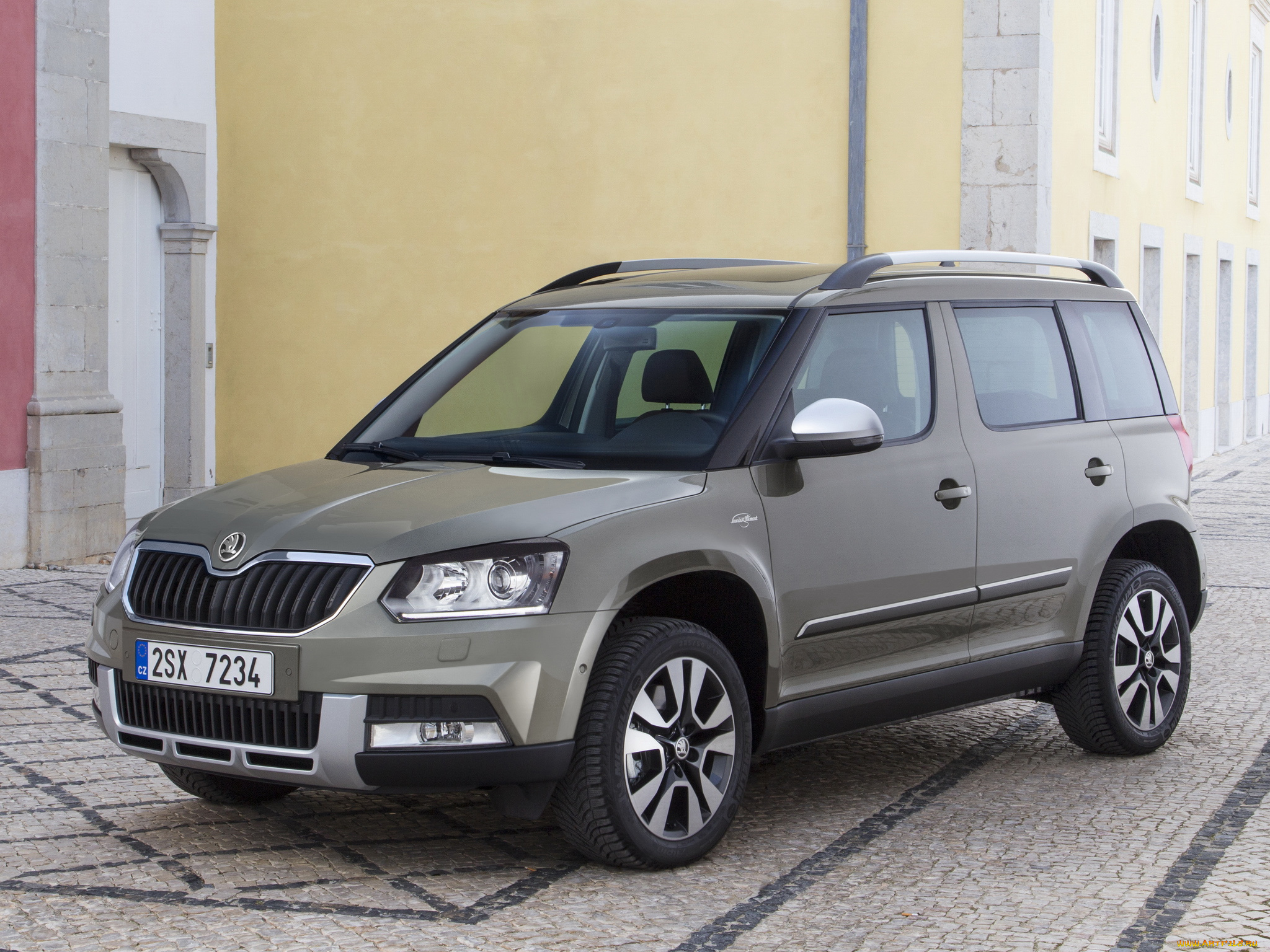 Замена етти шкода. Шкода етти 2013. Skoda Yeti 2013. Шкода Йети аутдор. Skoda Yeti 2013 Tuning.