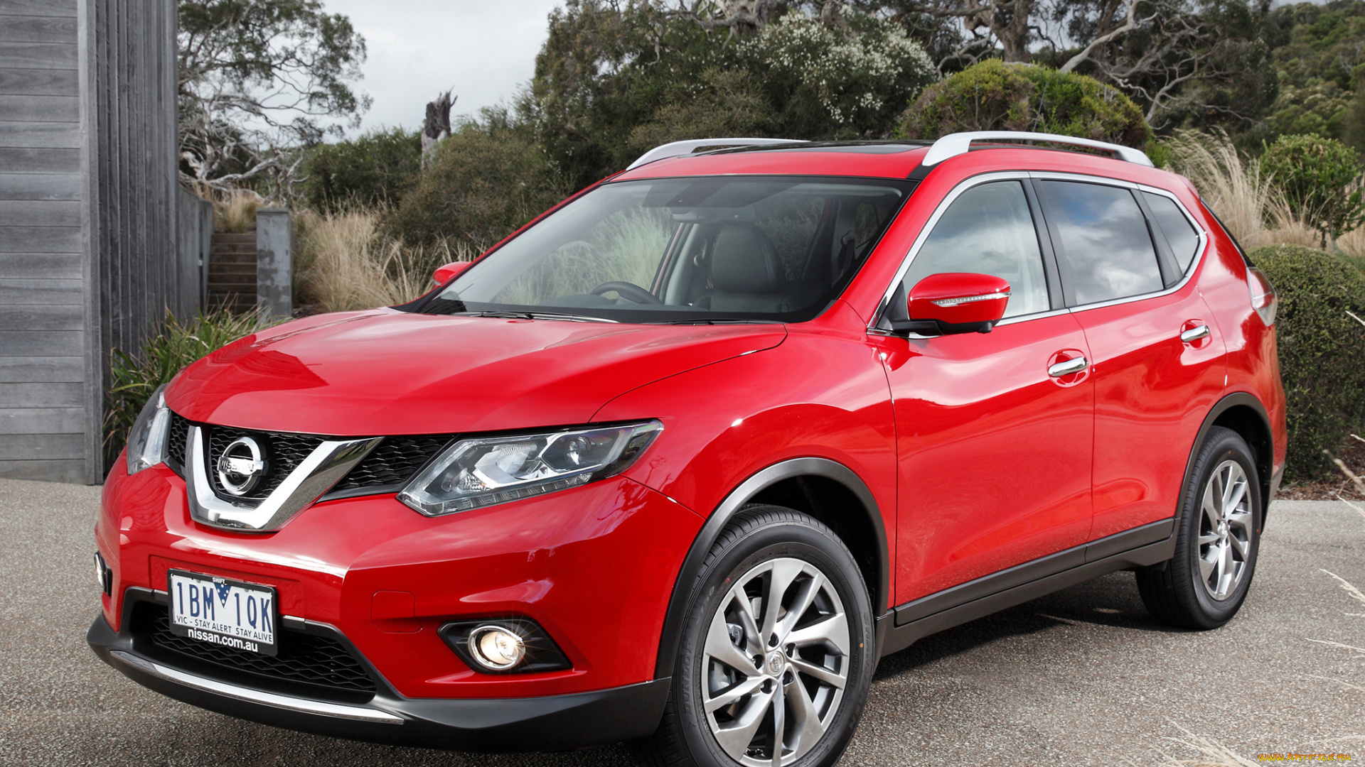 Nissan x trail сигнал. Nissan x-Trail 2014. X Trail t32. Ниссан Трайл 2014. Nissan Qashqai j10.