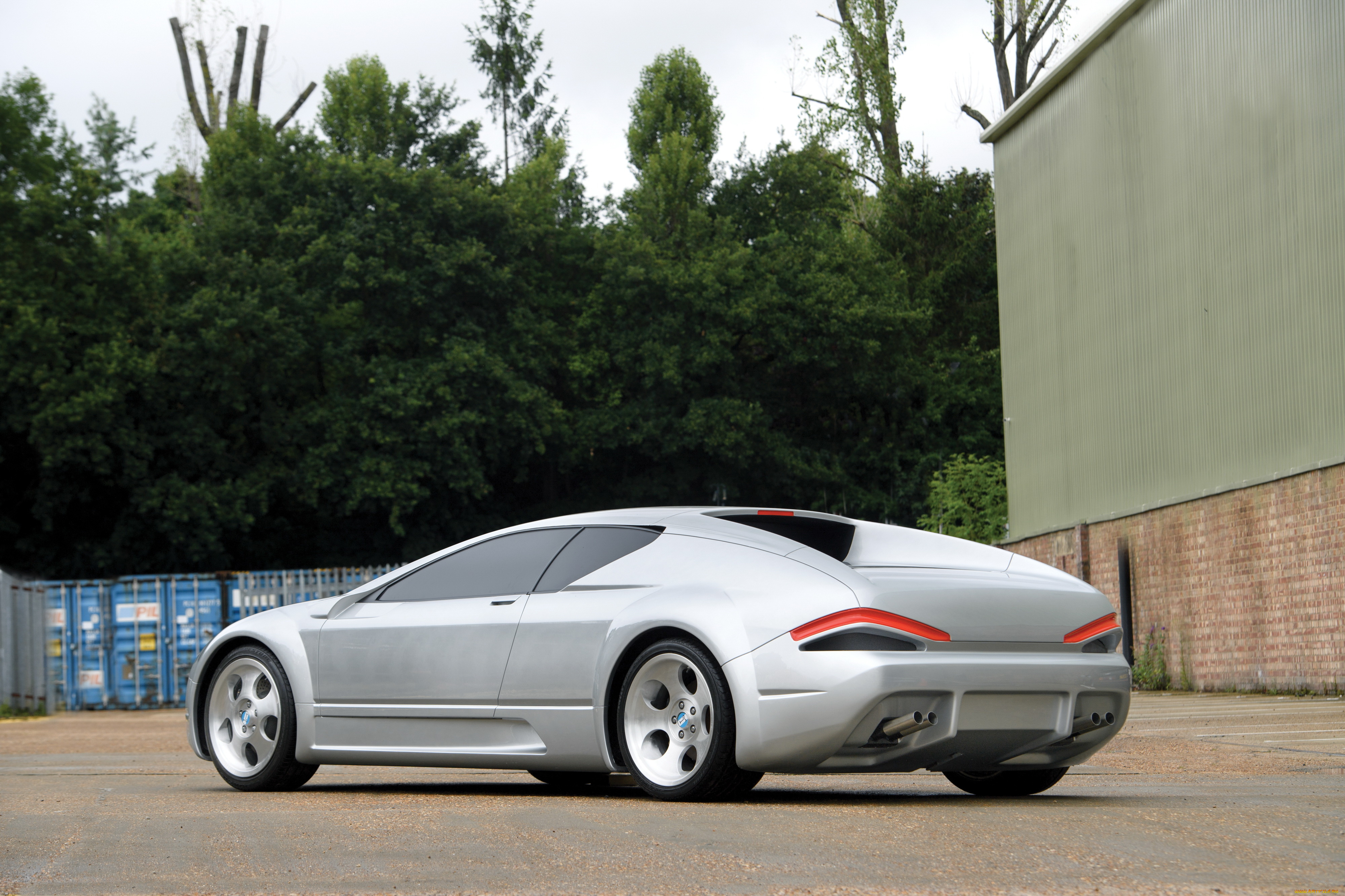 Авто де. Де Томасо пантера концепт. De Tomaso Concept. Ауди прототип 2000. De Tomaso Concept car.