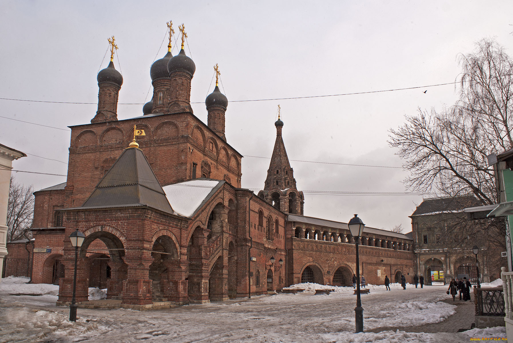 крутицкое, подворье, города, православные, церкви, монастыри, фонари, снег, дерево, тучи, храм