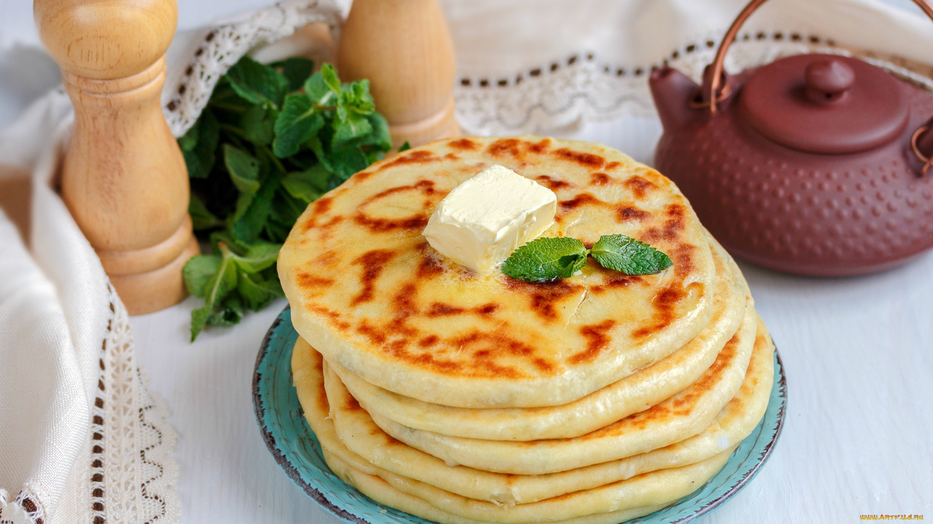 Лепешки рецепт. Сырная лепешка. Лепешка с сыром и зеленью.