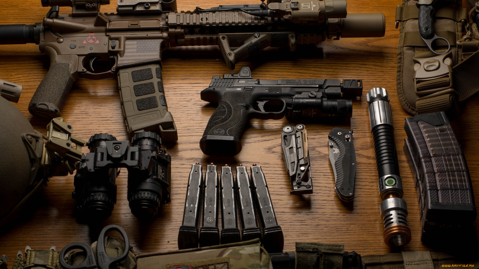 оружие, штурмовая, винтовка, арсенал, нож, бинокль, пистолет, фонарик, амуниция