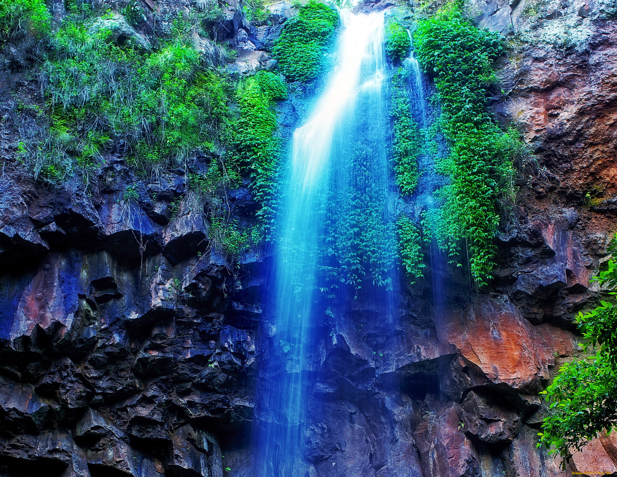 природа, водопады, мох, зелень, камни, поток, вода, водопад