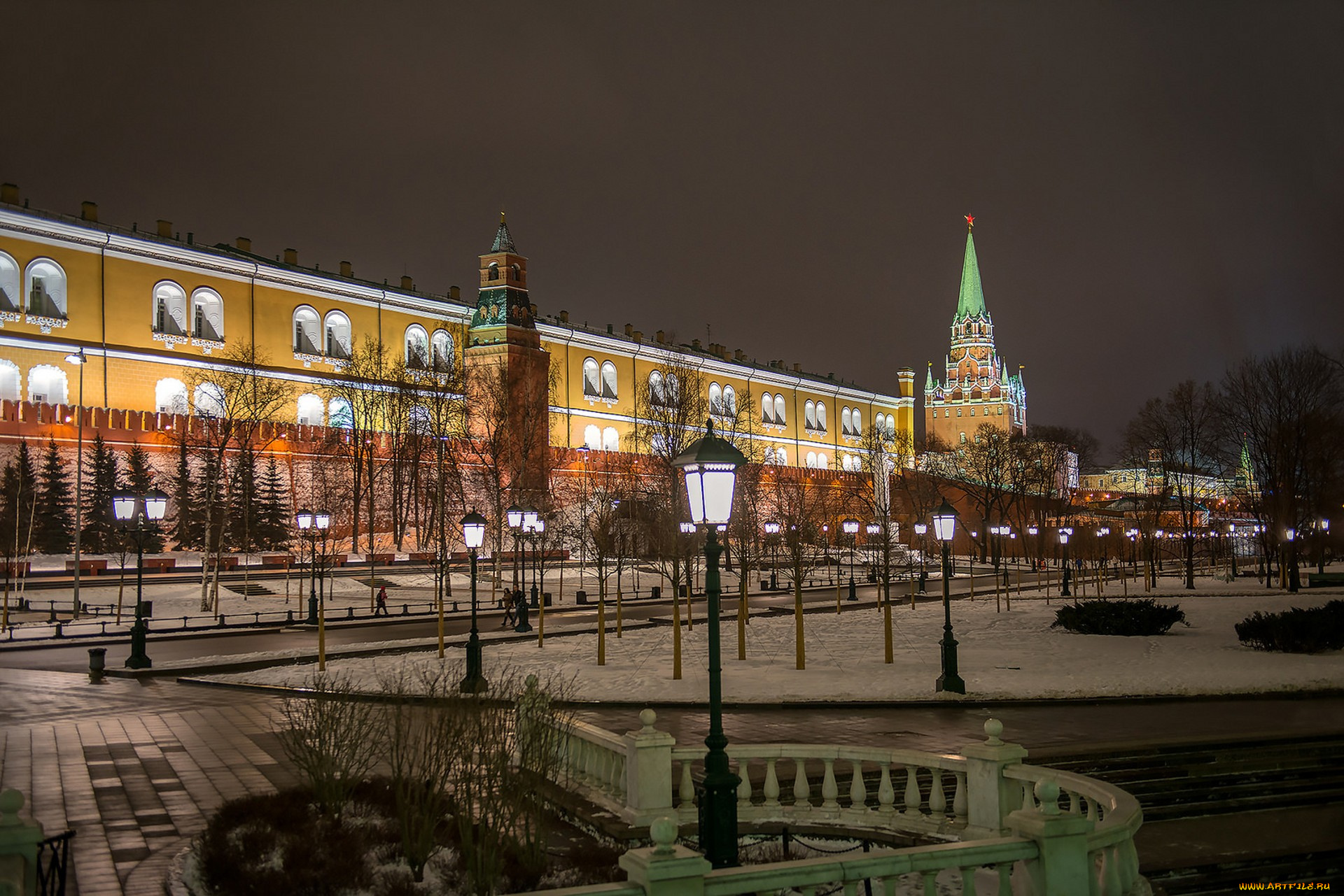 Обои в москве 1. Зимняя Москва. Фото старой Москвы. Зима фасад город Россия. Стена в городе Россия.