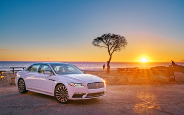 Картинка автомобили lincoln дерево море линкольн continental белый закат пляж