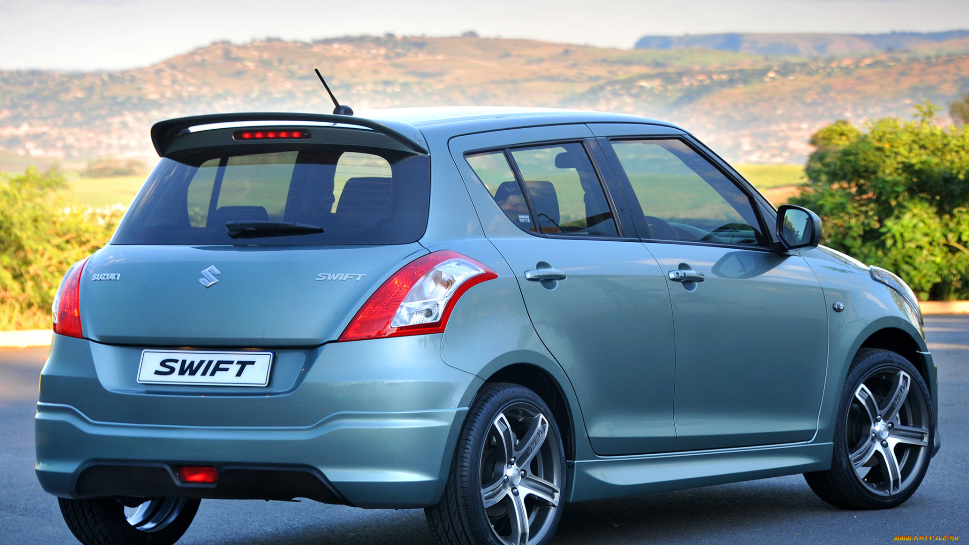 Suzuki swift размеры