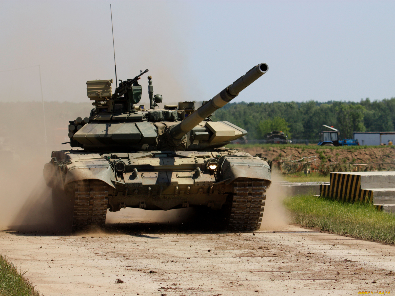 Военные рисунок танк авто без смс