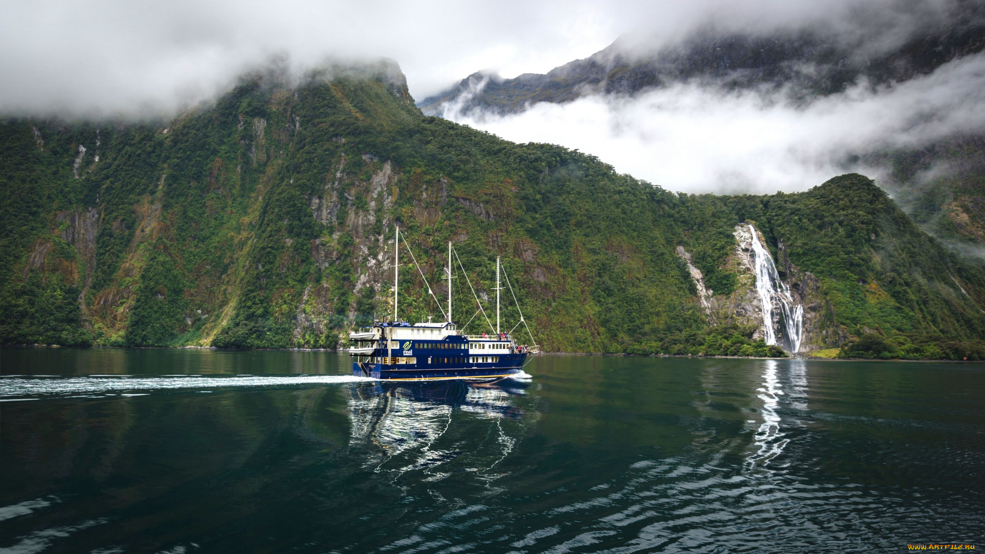 fiordland, national, park, new, zealand, корабли, другое, горы, новая, зеландия, водопад, боуэн, фьорд, милфорд, саунд, milford, sound, bowen, falls