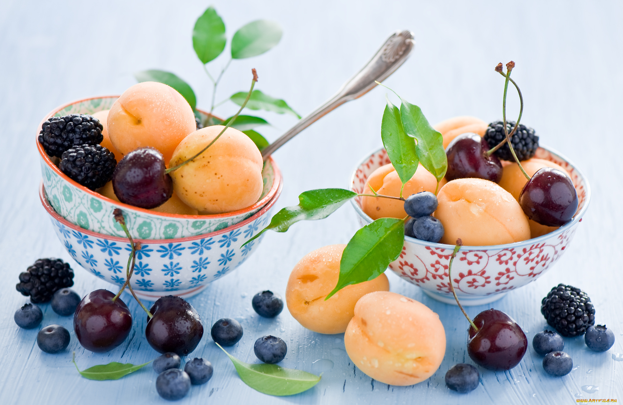 еда, фрукты, ягоды, абрикосы, черешня, ежевика, голубика
