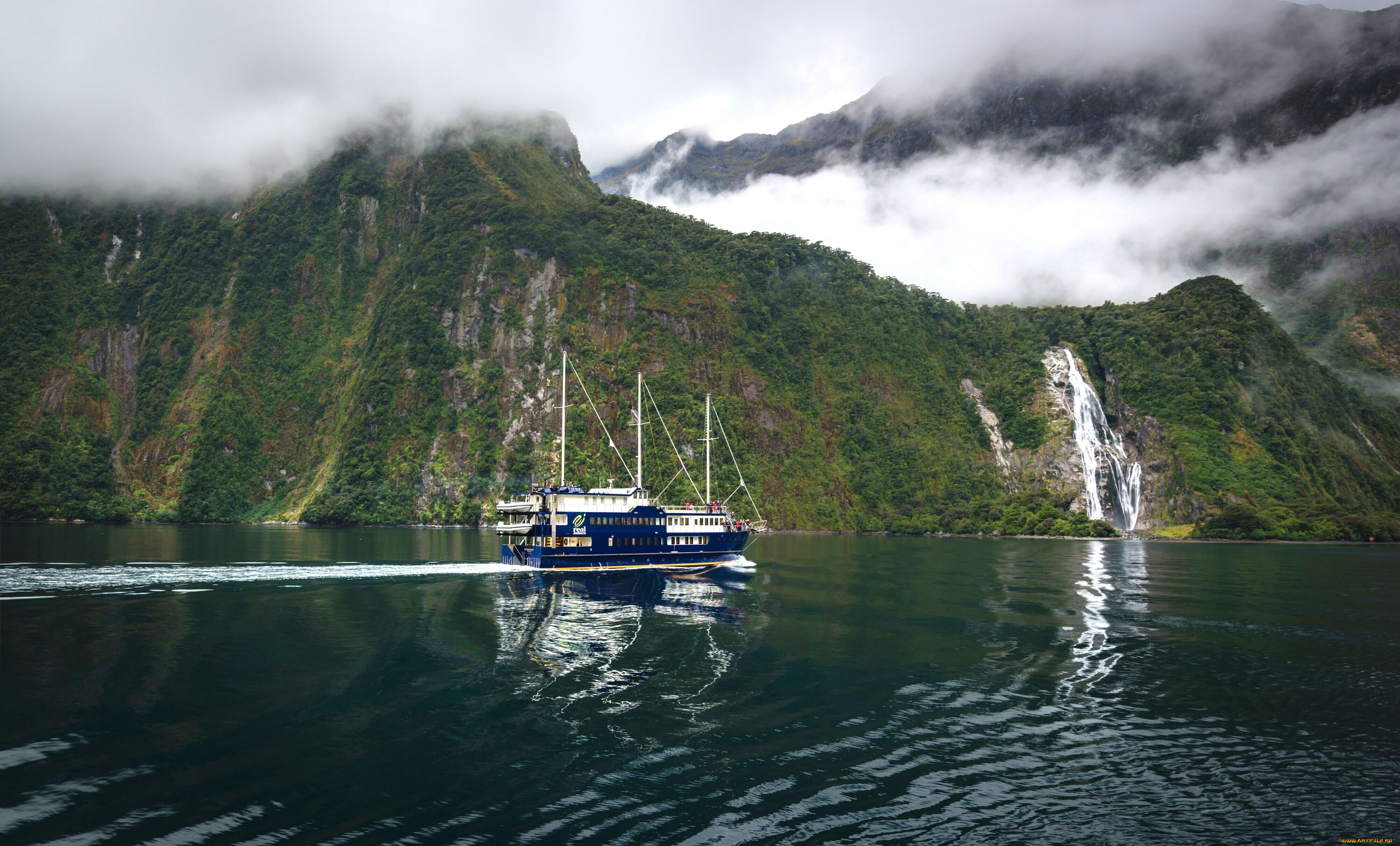 fiordland, national, park, new, zealand, корабли, другое, горы, новая, зеландия, водопад, боуэн, фьорд, милфорд, саунд, milford, sound, bowen, falls