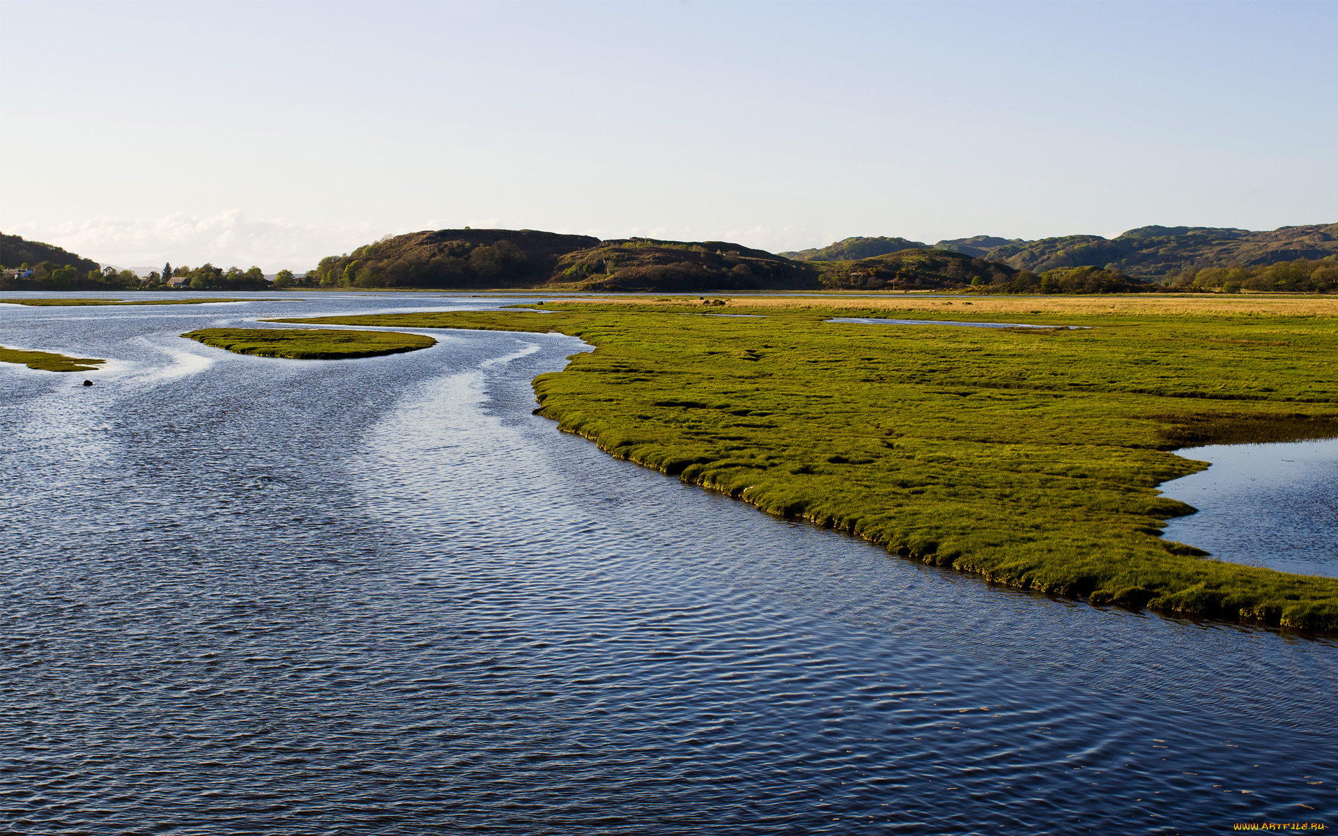 Водные реки. Река. Водный ландшафт. Речная вода. Водохозяйственные ландшафты.