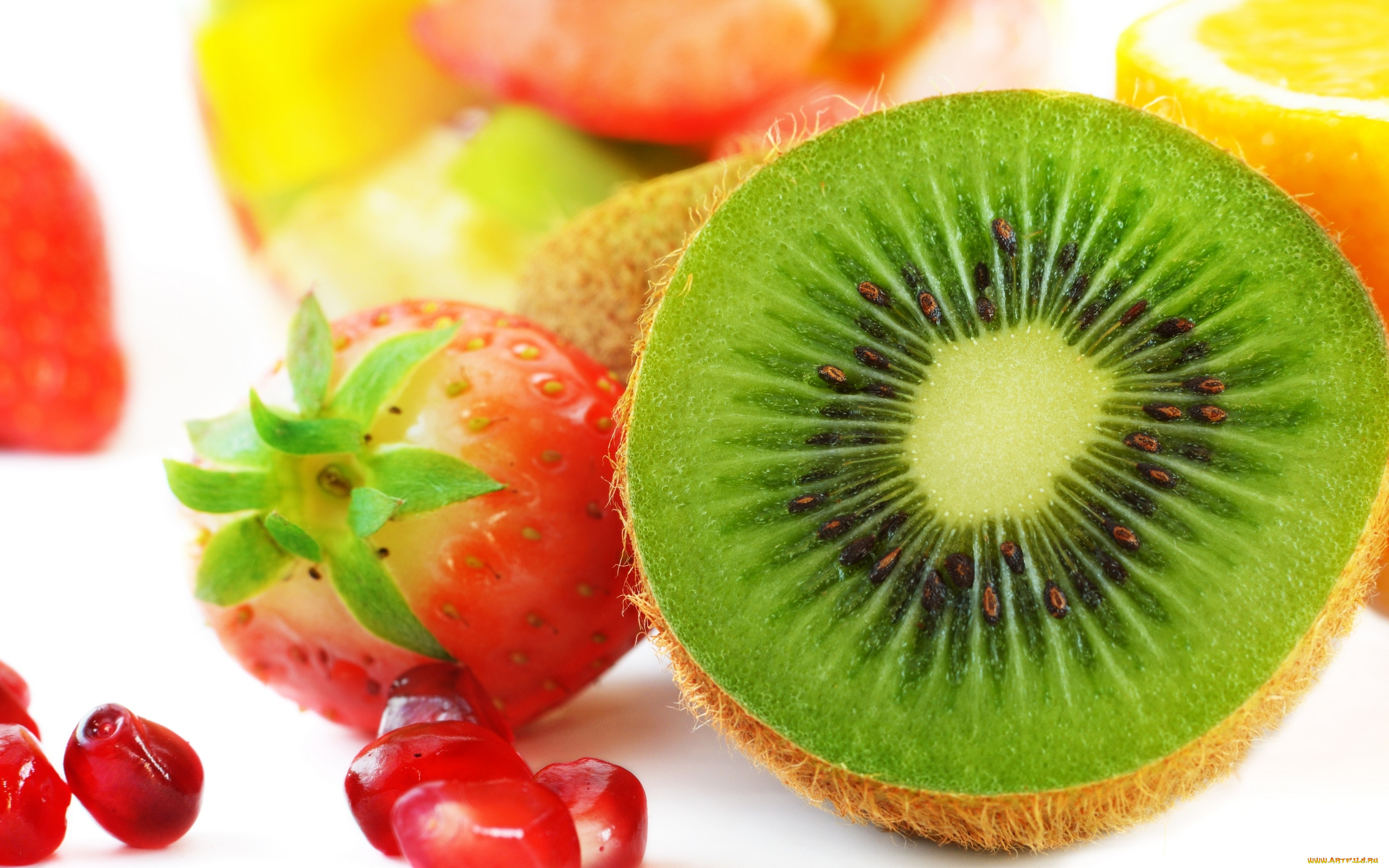 еда, фрукты, ягоды, strawberry, fruits, pomegranate, kiwi, киви, клубника, lemon, лимон, гранат