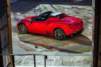 Картинка автомобили alfa+romeo us-spec spider красный 960 4c 2015 г alfa romeo