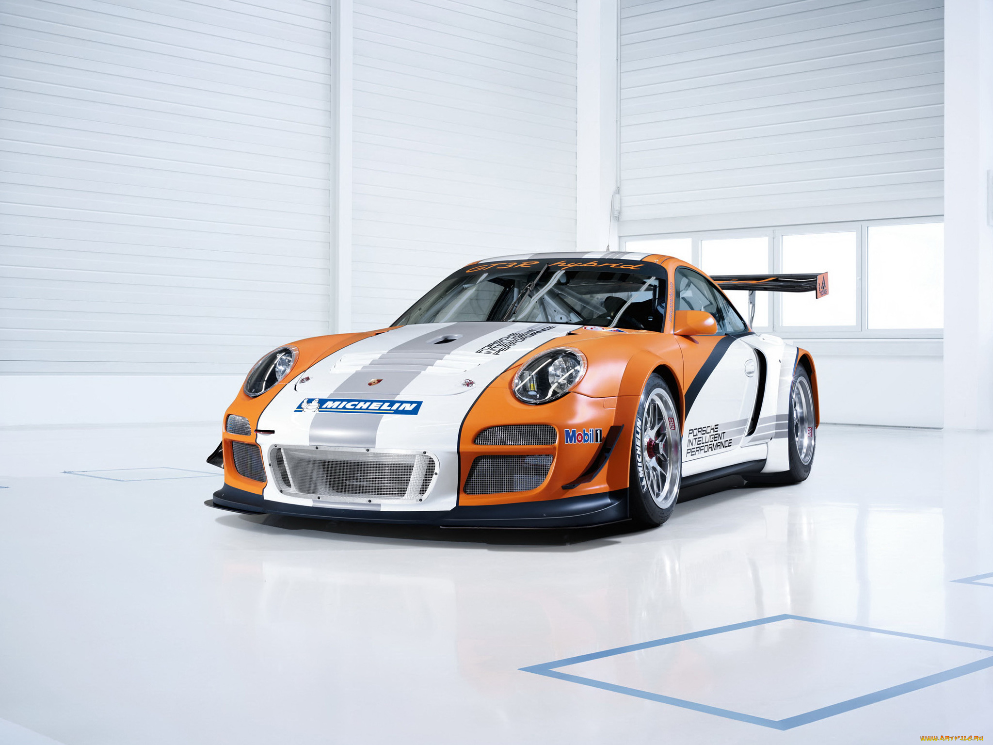 Porsche ag. Порше 911 gt3 r Hybrid. 2010 Porsche 911 gt3 997. Porsche 911 gt3 r 2. Порше 911 гт3 гоночный.