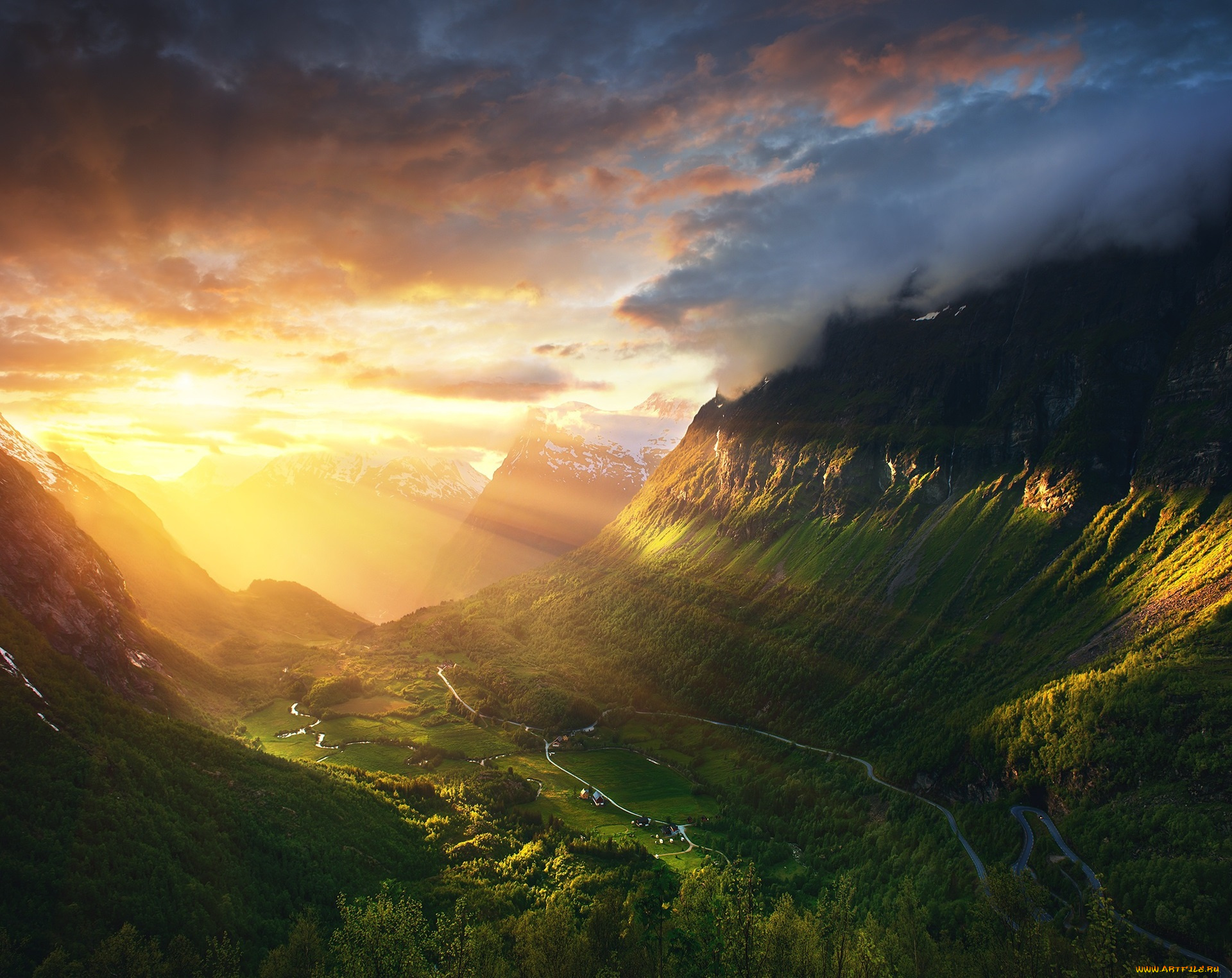 природа, восходы, закаты, горы, свет, гейрангер-фьорд, норвегия, солнце, небо, долина