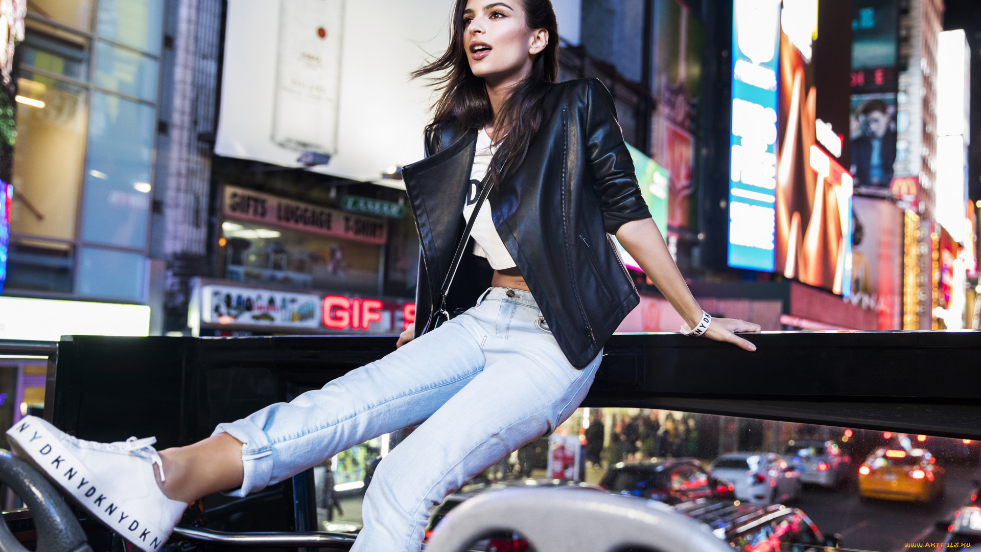 emily, ratajkowski, , dkny, сampaign, , 2018, девушки, город, куртка, dkny, campaign, emily, ratajkowski, модель, эмили, ратаковски, реклама