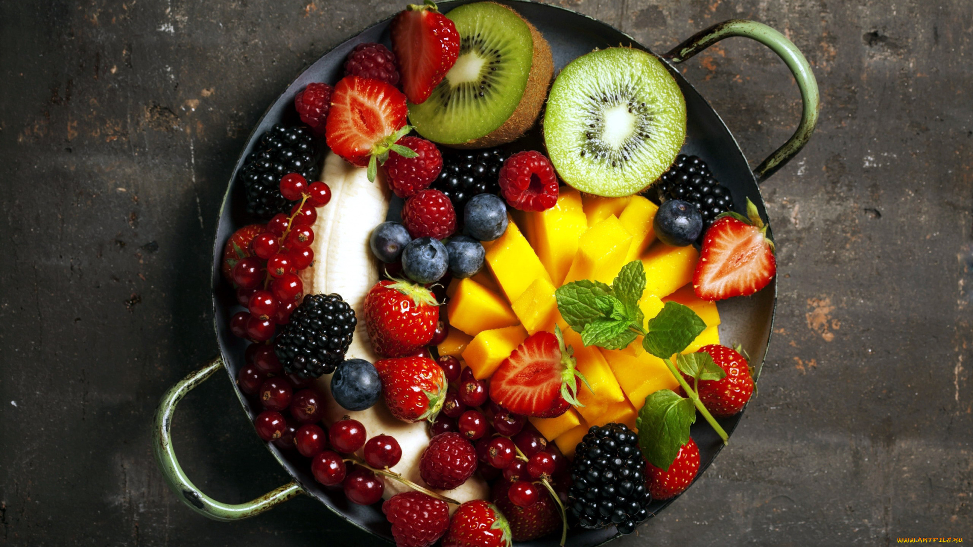 еда, фрукты, , ягоды, киви, смородина, ежевика, клубника