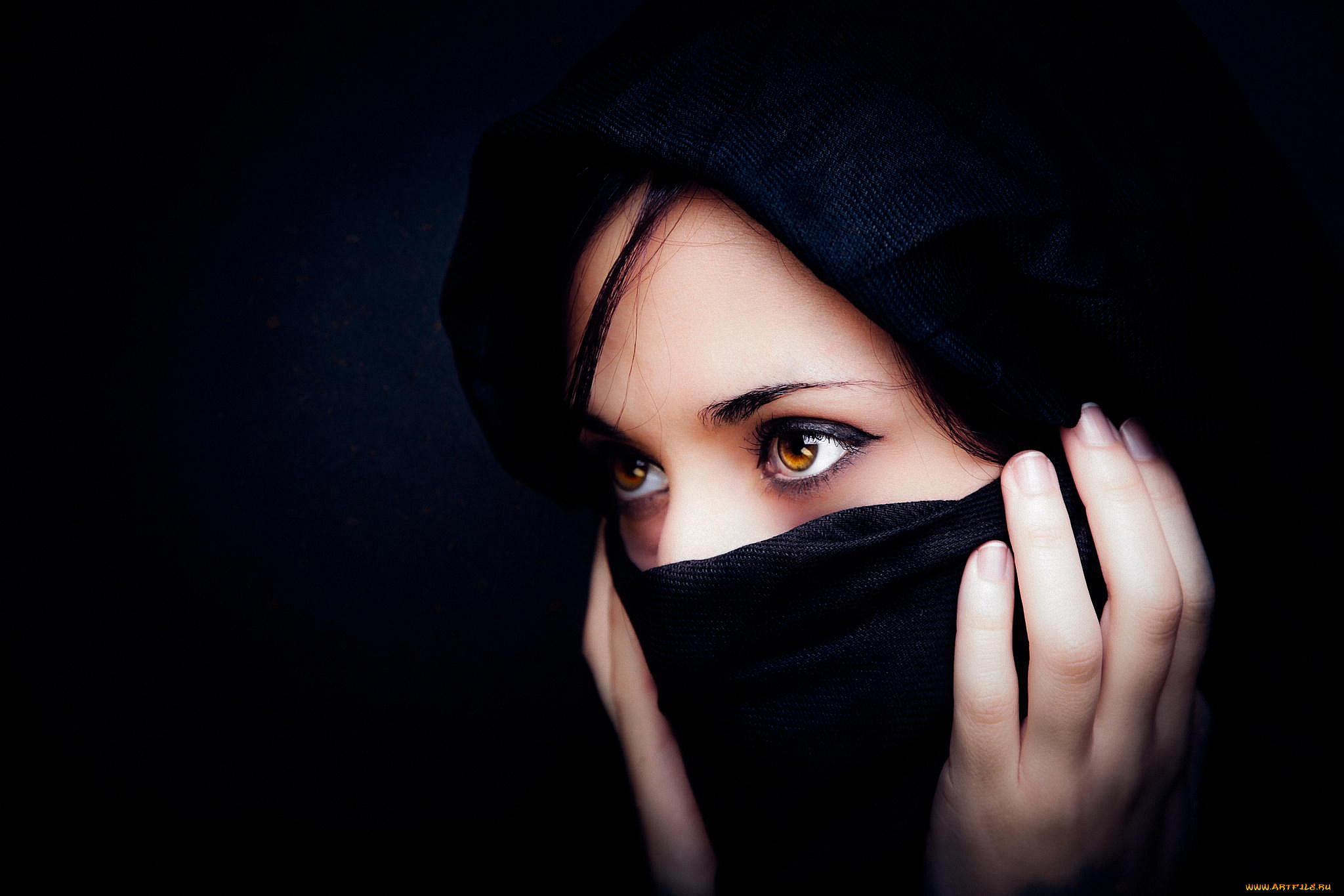 разное, глаза, карие, хиджаб
