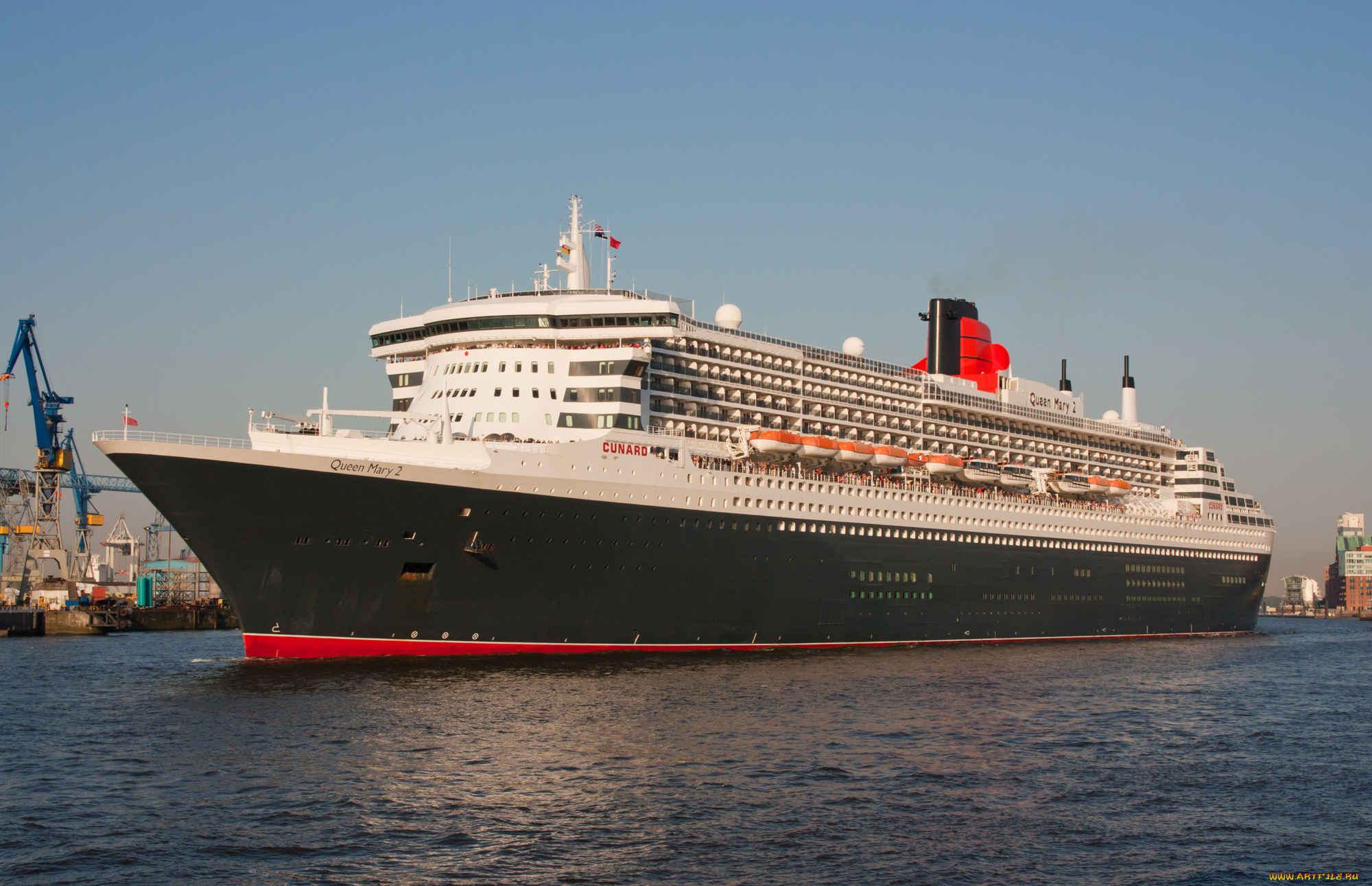 Квин марий. Корабль Queen Mary 2. Круизный лайнер Queen Mary.