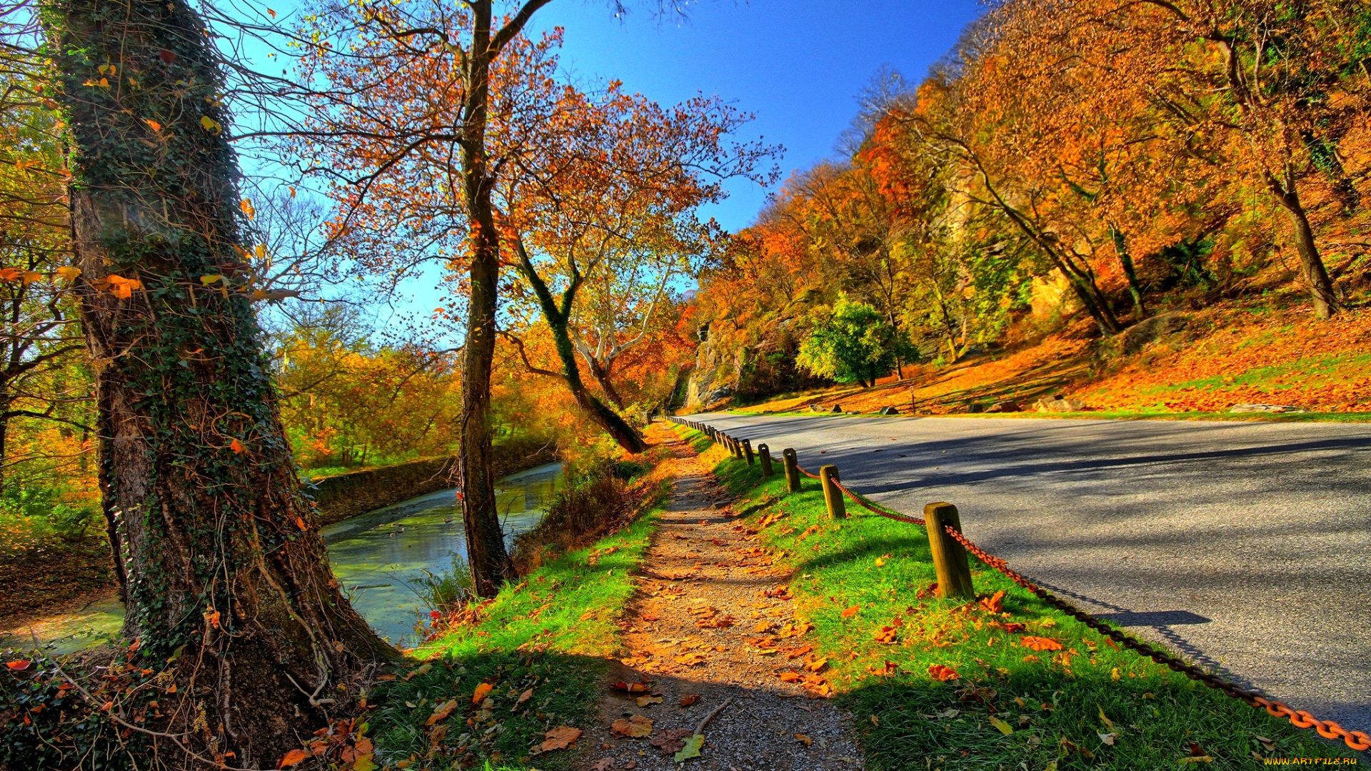 природа, дороги, небо, горы, парк, leaves, trees, park, forest, water, sky, autumn, path, road, colorful, вода, лес, дорога, деревья, осень, листья, walk, colors, fall, mountains, nature