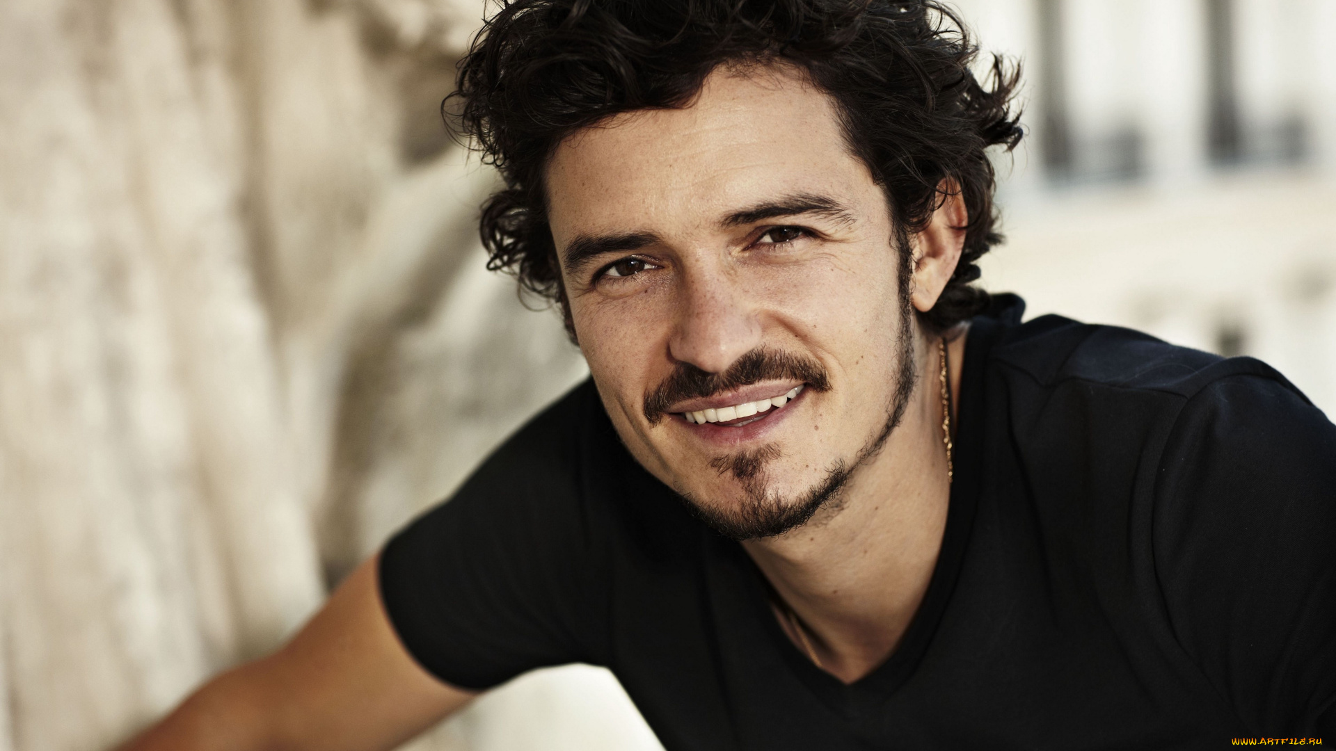 мужчины, orlando, bloom, лицо, футболка, улыбка, актер