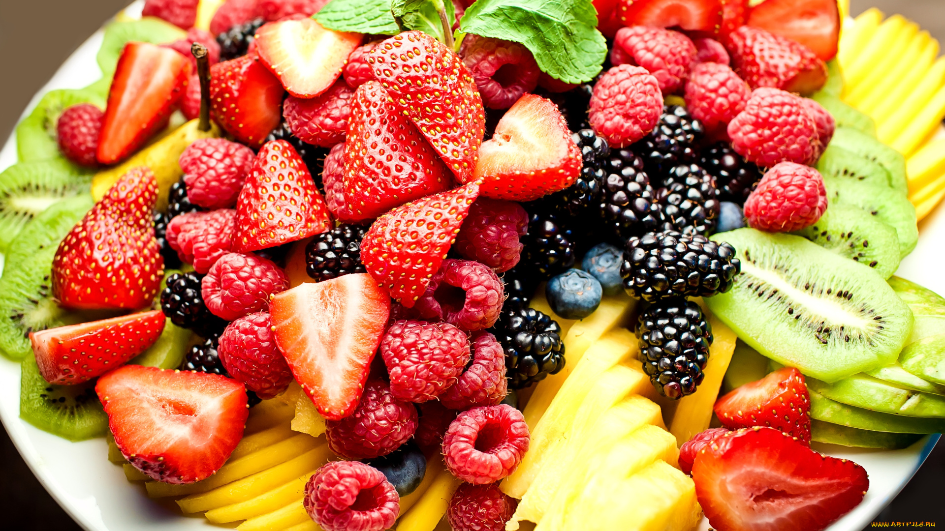 еда, фрукты, ягоды, киви, ежевика, клубника, малина