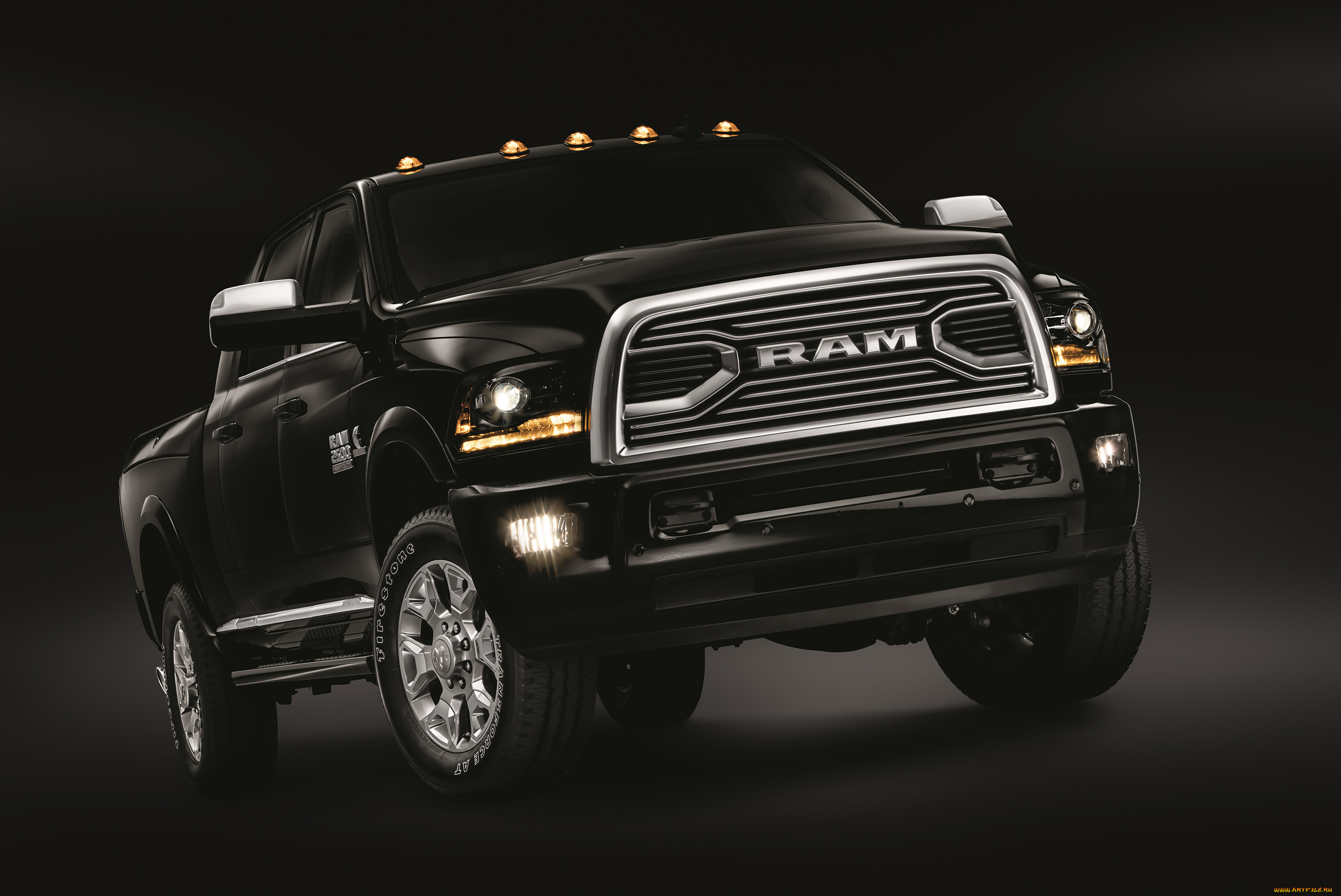 Компания ram. Dodge Ram 2500 Limited. 2018 Dodge Ram 2500. Dodge Ram 3000. Dodge Ram SUV.