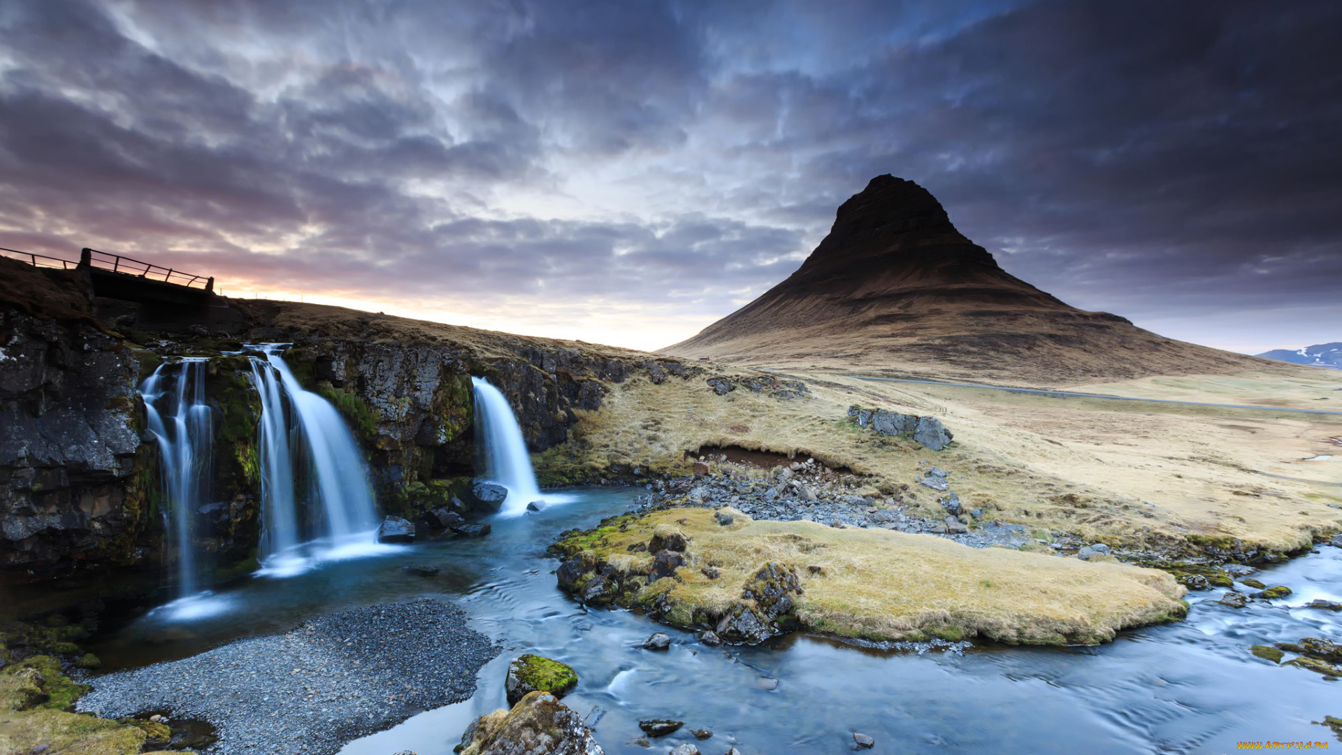природа, водопады, исландия, облака, закат, kirkjufell, весна, река, водопад, вулкан, гора