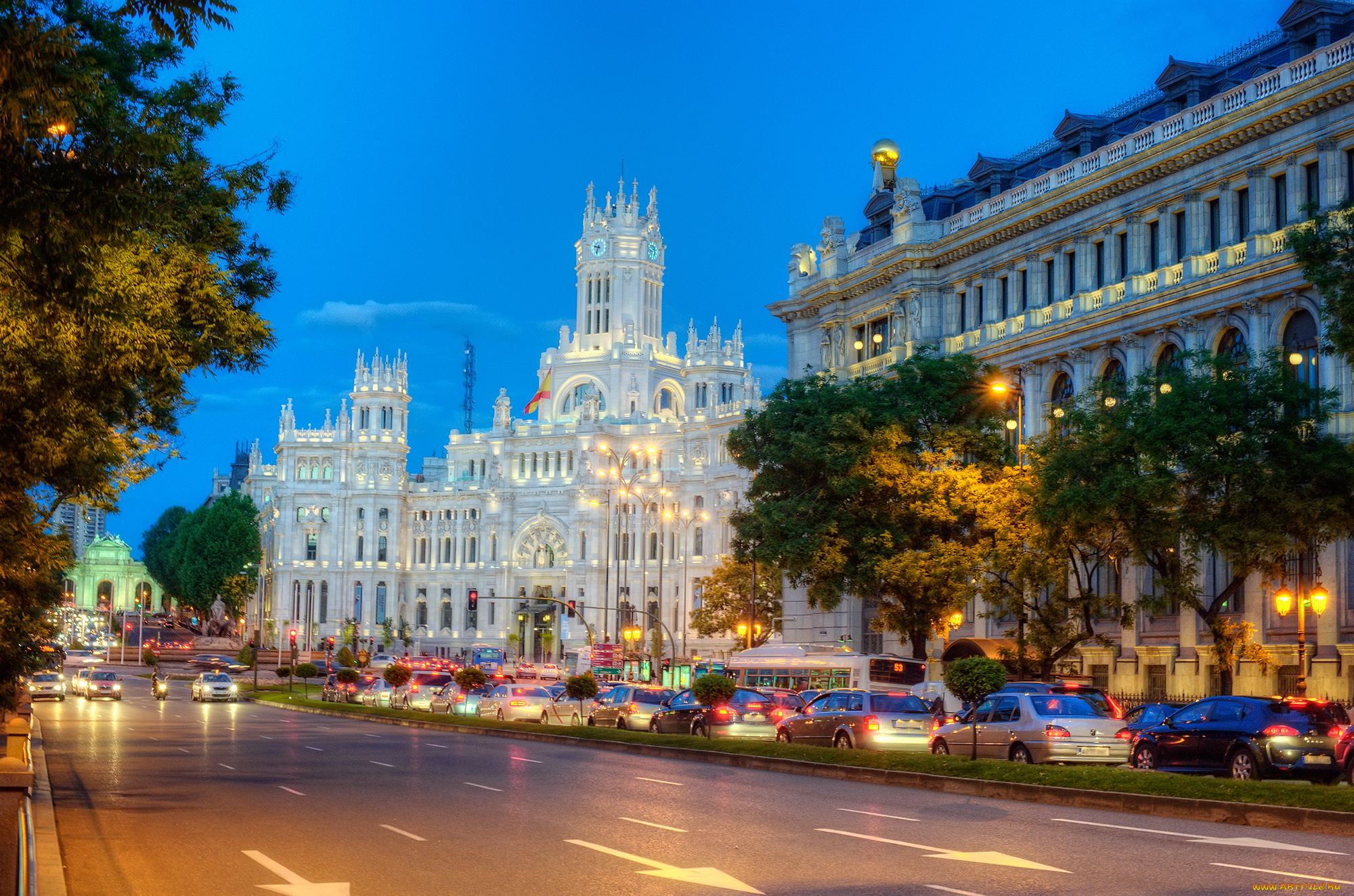 madrid, города, мадрид, испания, дворец, освещение, автомобили, здание, вечер, движение, дорога, улица