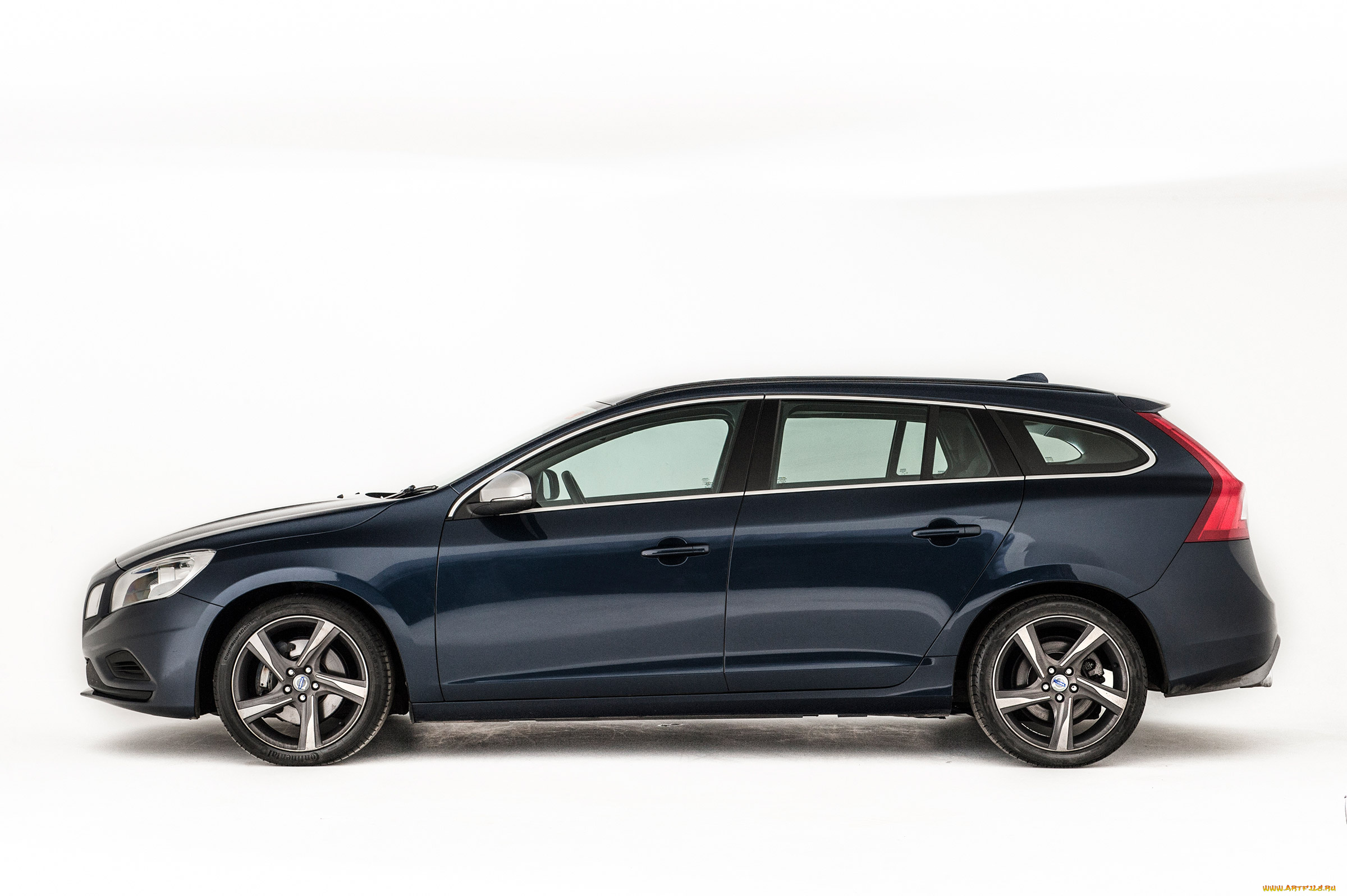 автомобили, volvo, v60, d5, r-design, uk-spec