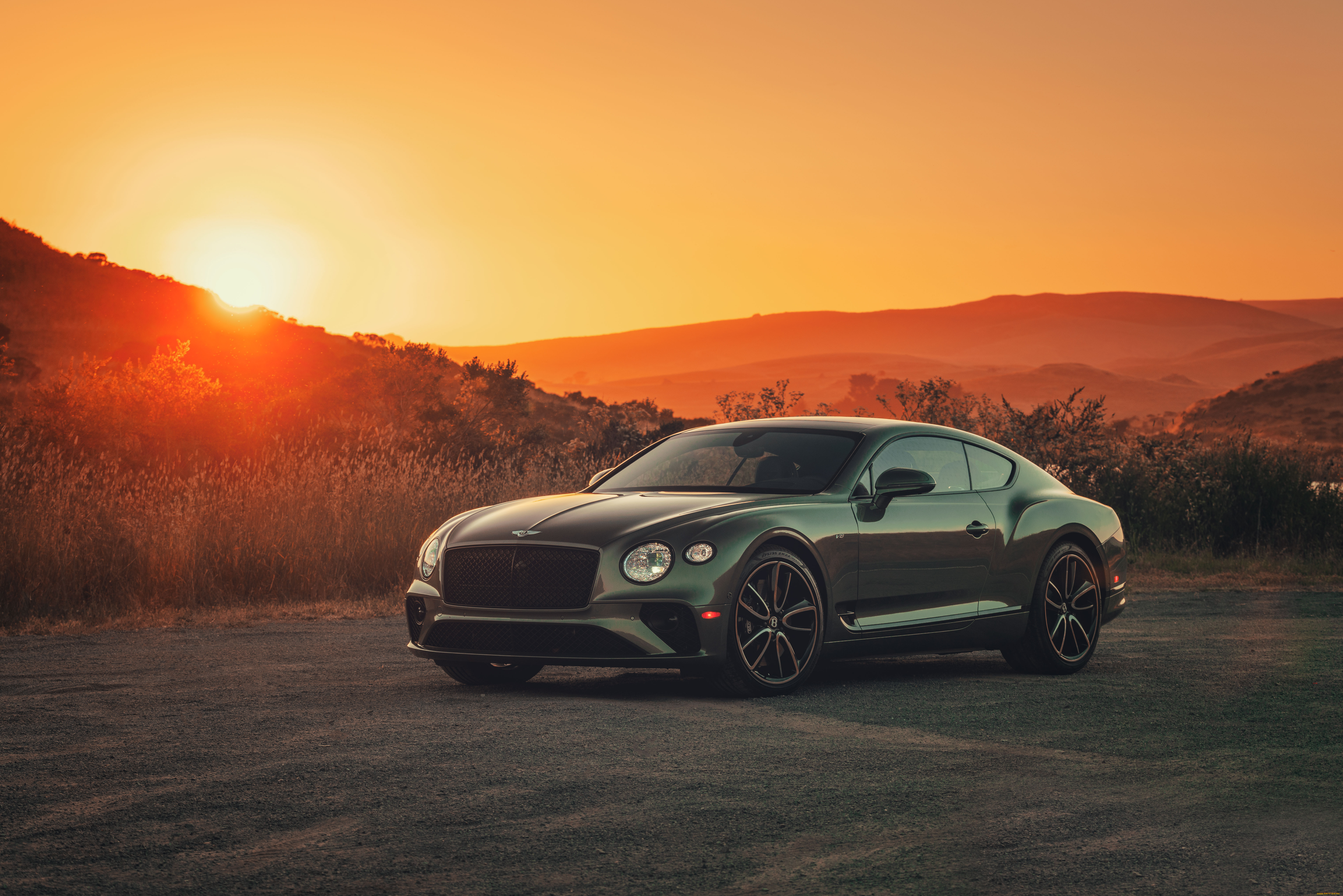 Высокого c. Bentley Continental gt. Бентли Континенталь gt 2020 HD. Bentley Continental gt 4к. Bentley Continental gt 8.