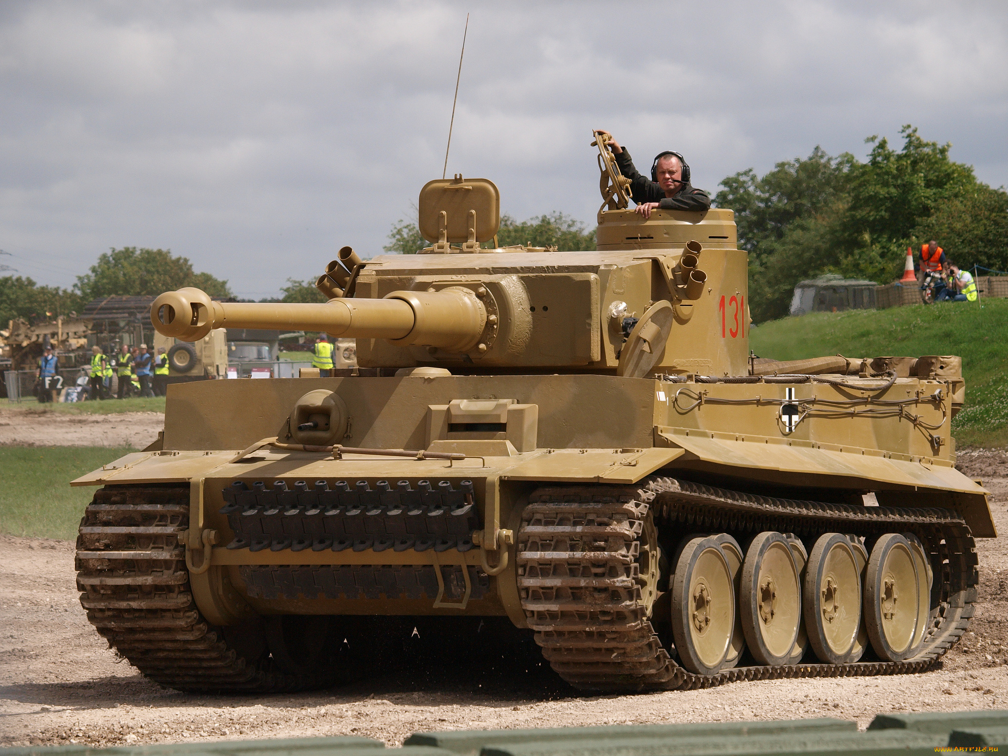 Год тигра немецкий танк. Танк т-6 тигр. Немецкий танк т-6 тигр. PZ 6 Tiger 131. Танк тигр 1.