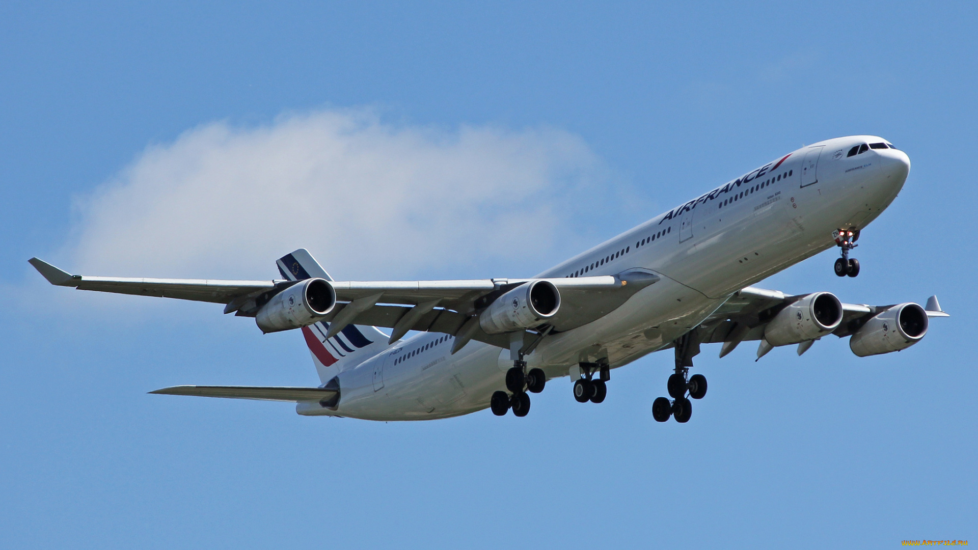 air, france, a340-300, авиация, пассажирские, самолёты, авиалайнер, посадка, шасси, двигатели