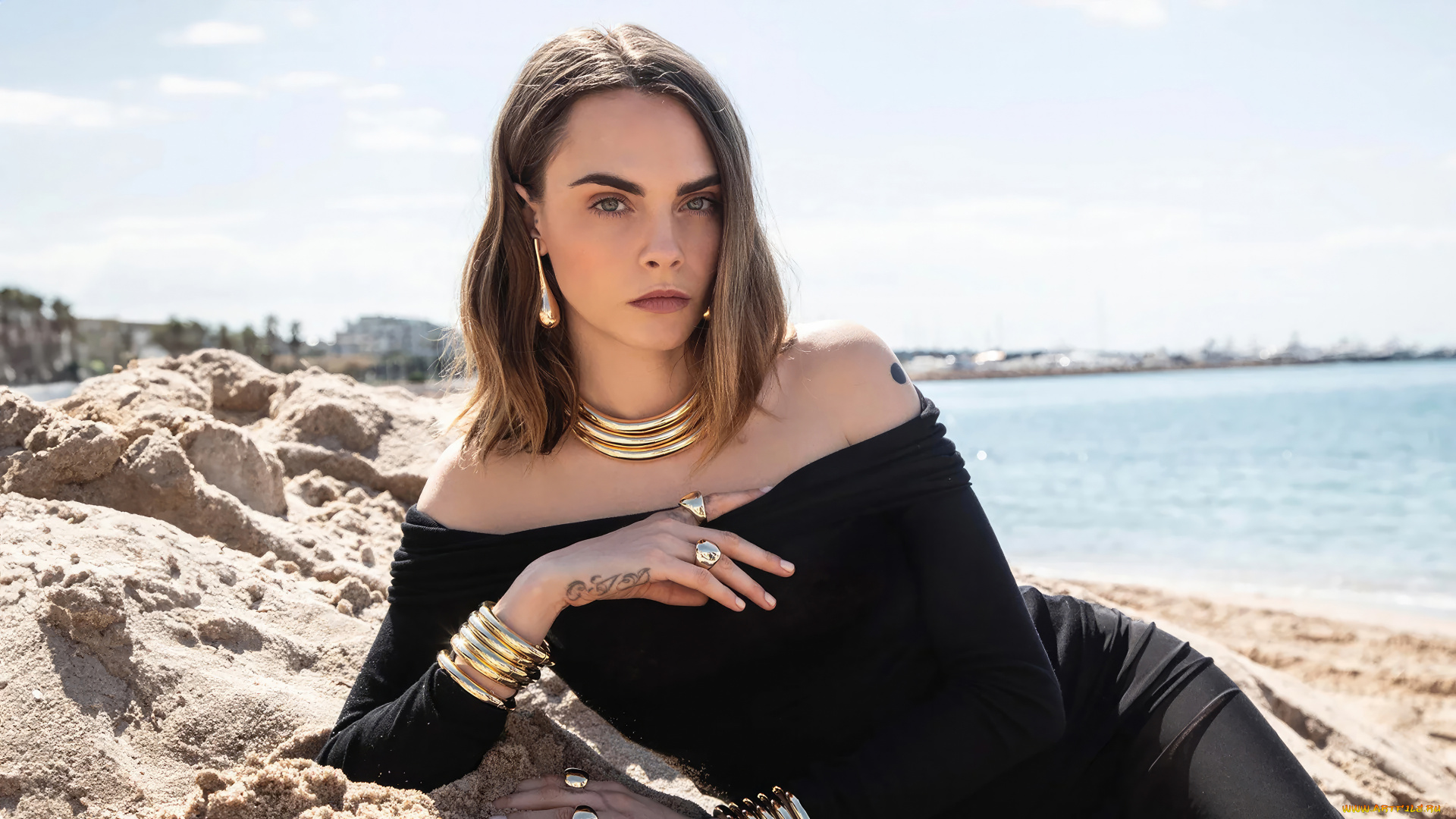 cara, delevingne, photosession, 2024, девушки, cara, delevingne, кара, делевинь, супермодель, актриса, украшeниe, брюнeтка, пoбeрeжьe