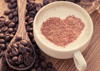 Картинка еда кофе +кофейные+зёрна ложка шоколад сердечко сердце пена капучино