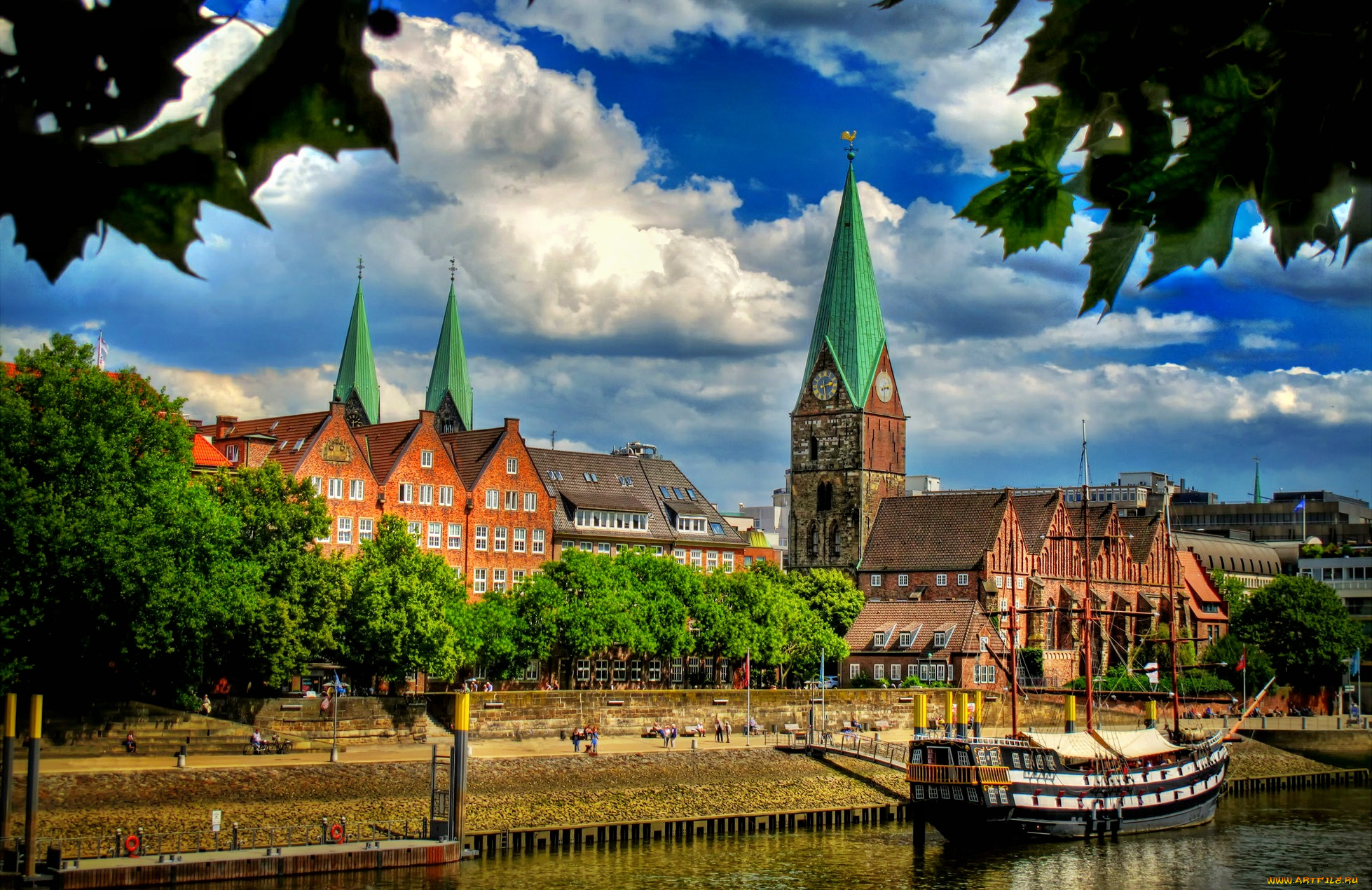 bremen, schlachte, st, martini, kirche, города, улицы, площади, набережные, шпили, ратуша, здания, корабль, река