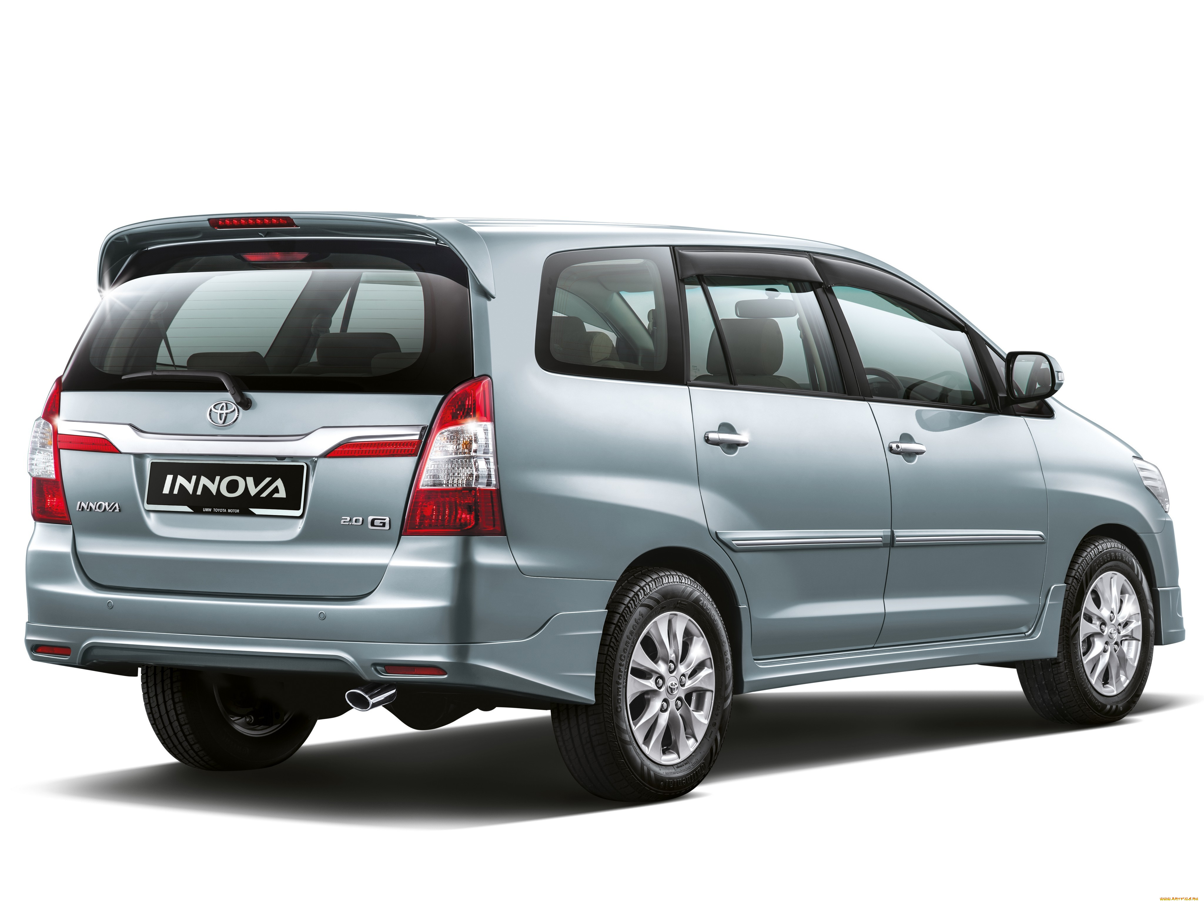 автомобили, toyota, innova, 2013г, светлый