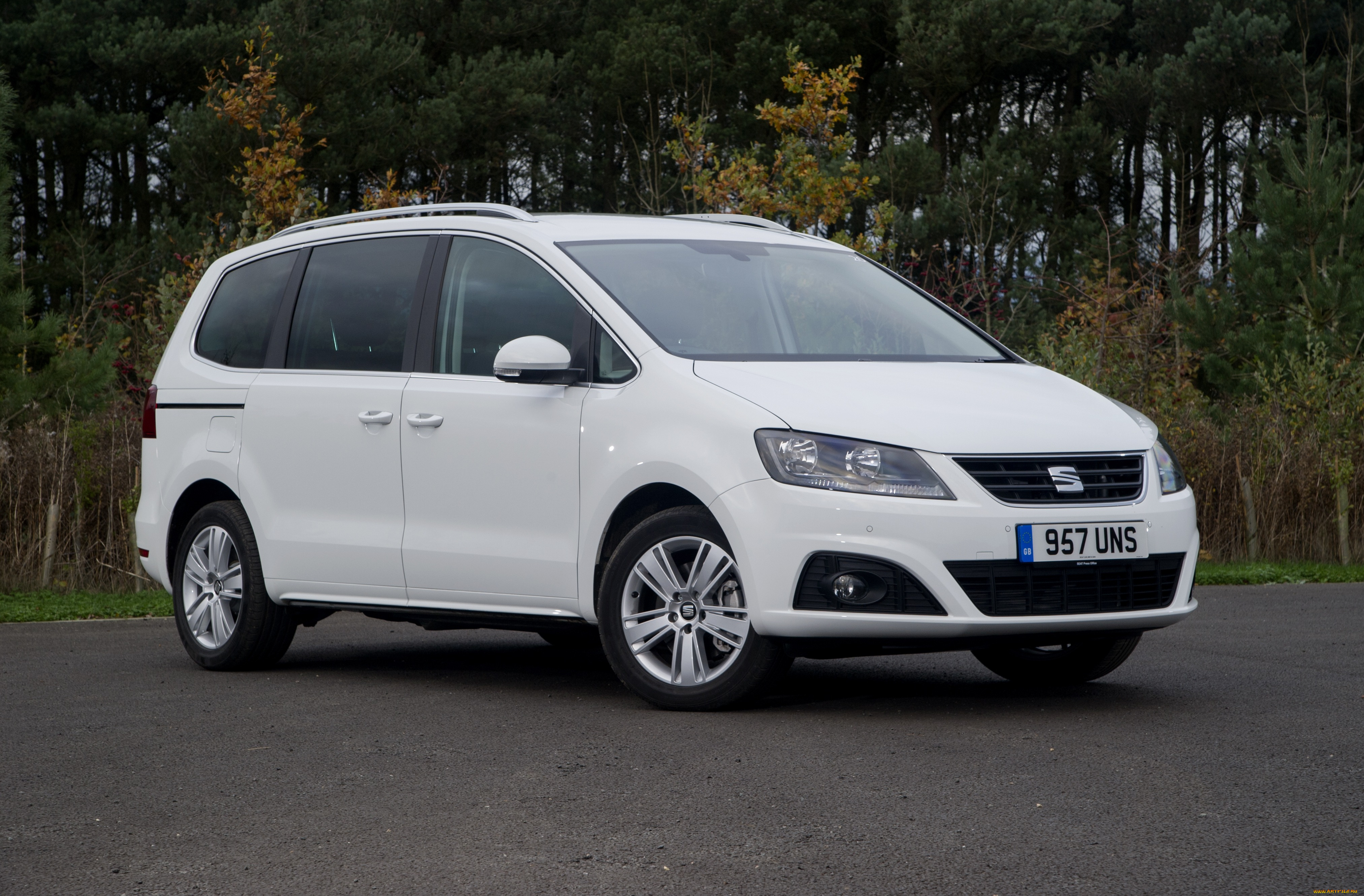 N 2010 n 2010. Seat Alhambra 2010. Seat Alhambra 2015. Seat Alhambra 2017. Сеат Альхамбра 2015.